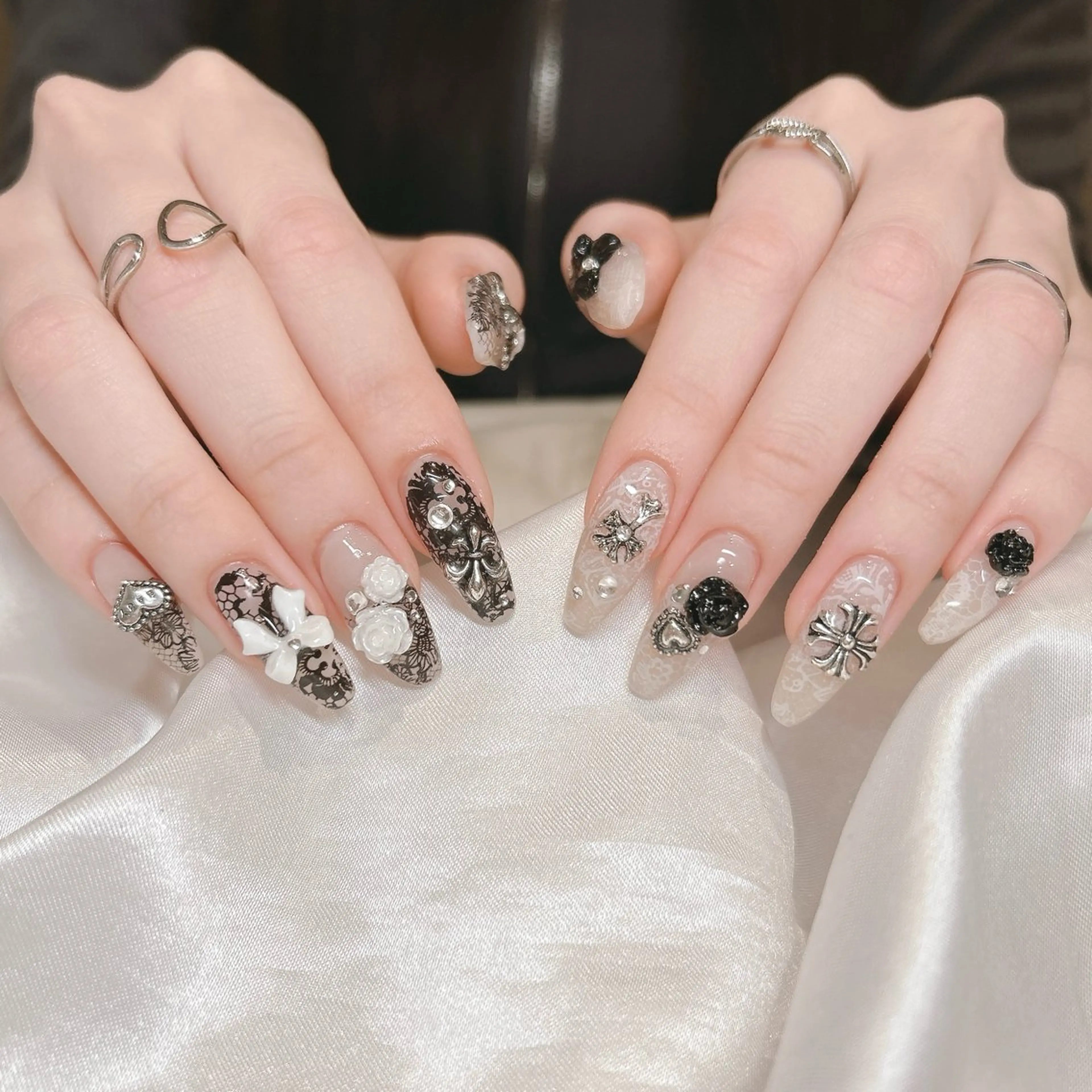 ネイル レース ハンドネイル junna のぞいてねのネイルデザイン