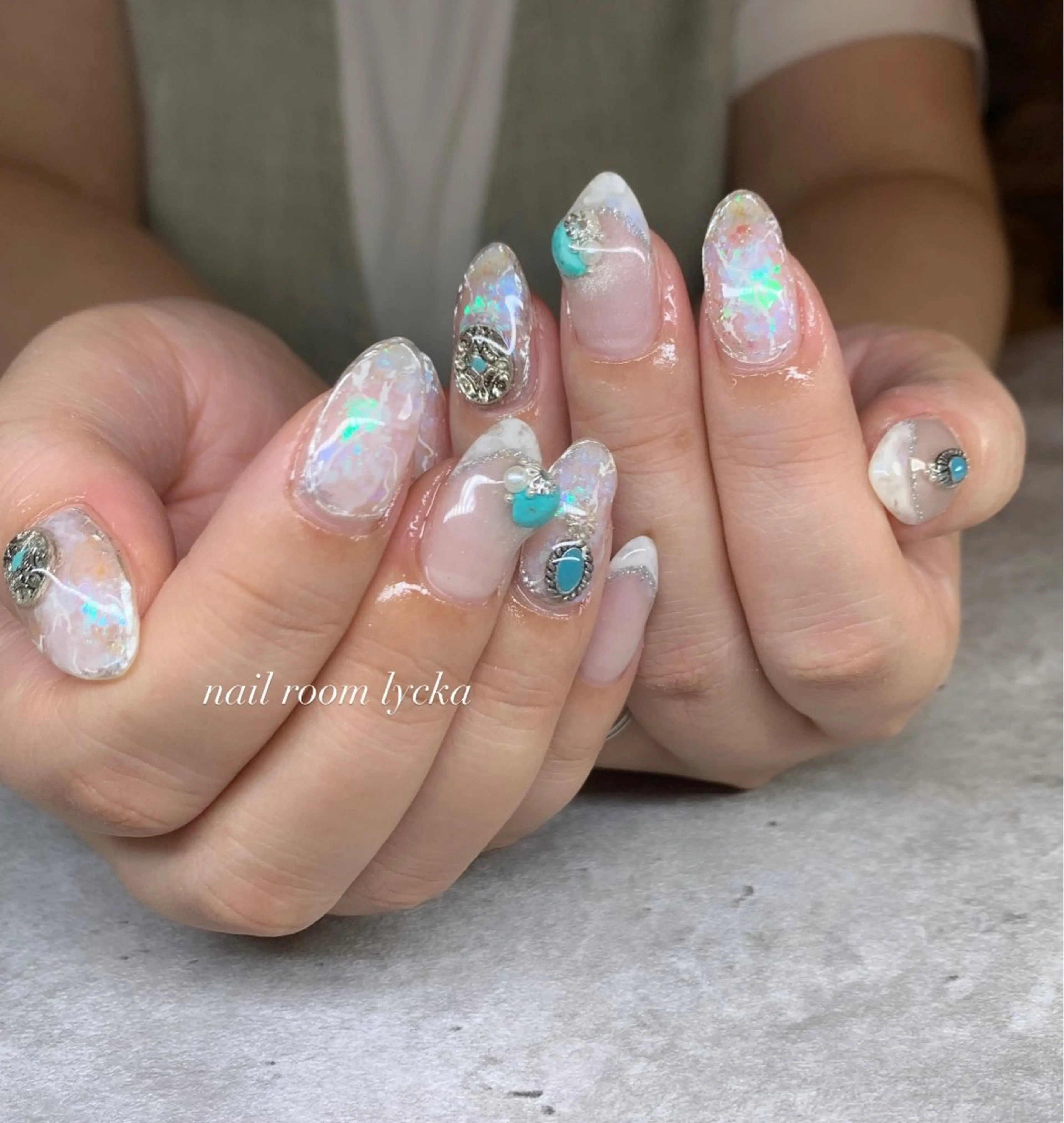 ネイル ﾈｲﾙﾙｰﾑﾘｯｶ 𝐦𝐚𝐲𝐮のネイルデザイン