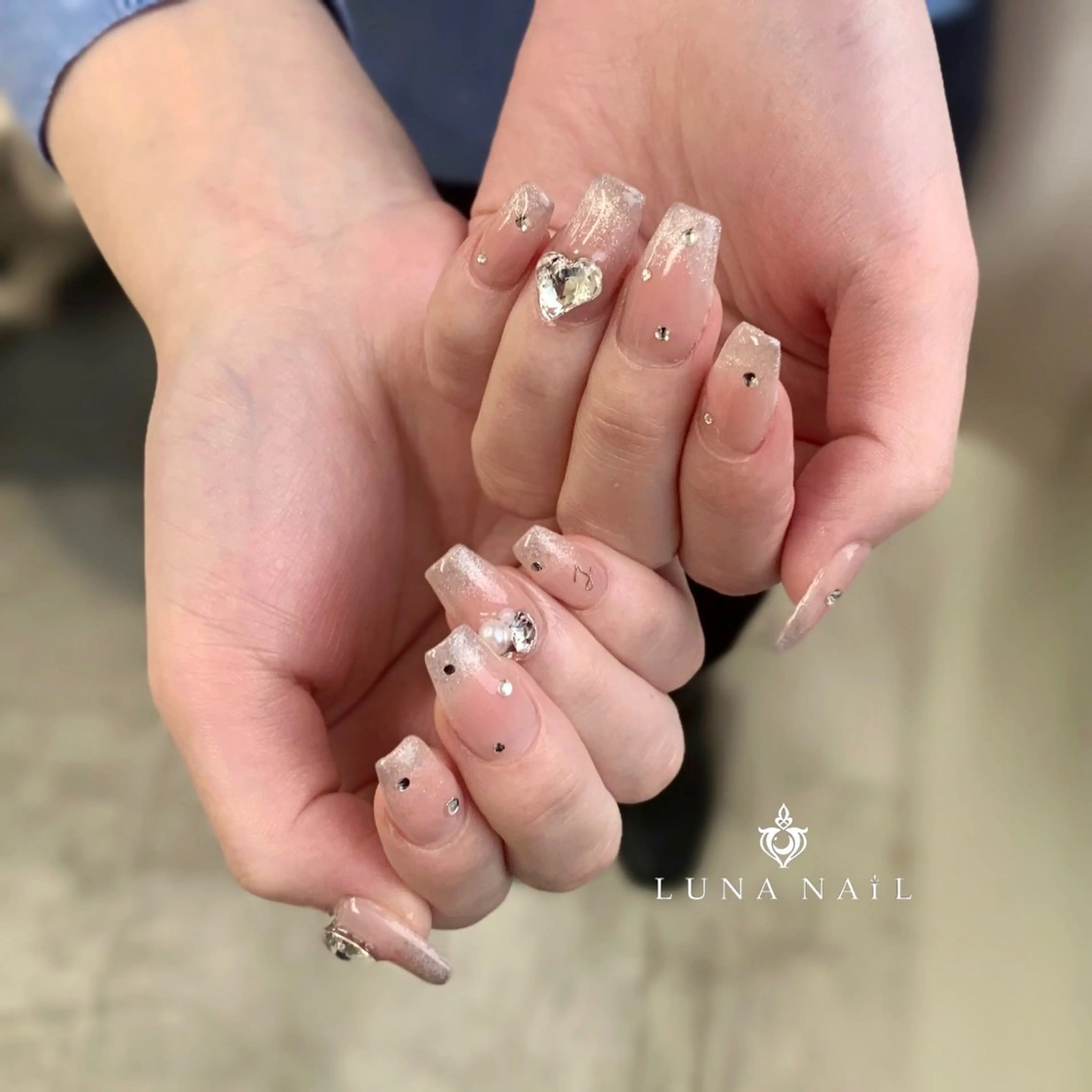 ネイル アトリエ　ミモザ所属・いまむら あかりのネイルデザイン