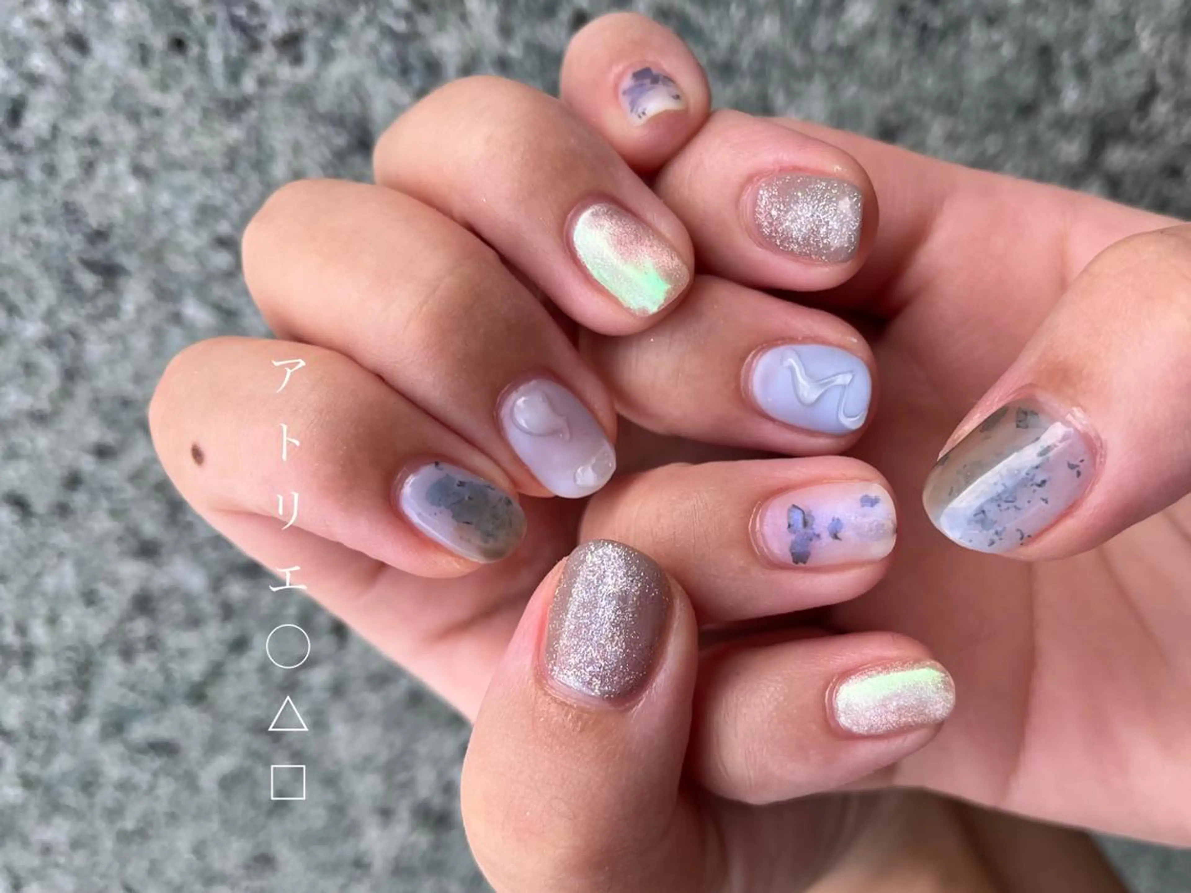 ネイル ブルー 春ネイル ハンドネイル アトリエ ○△□のネイルデザイン