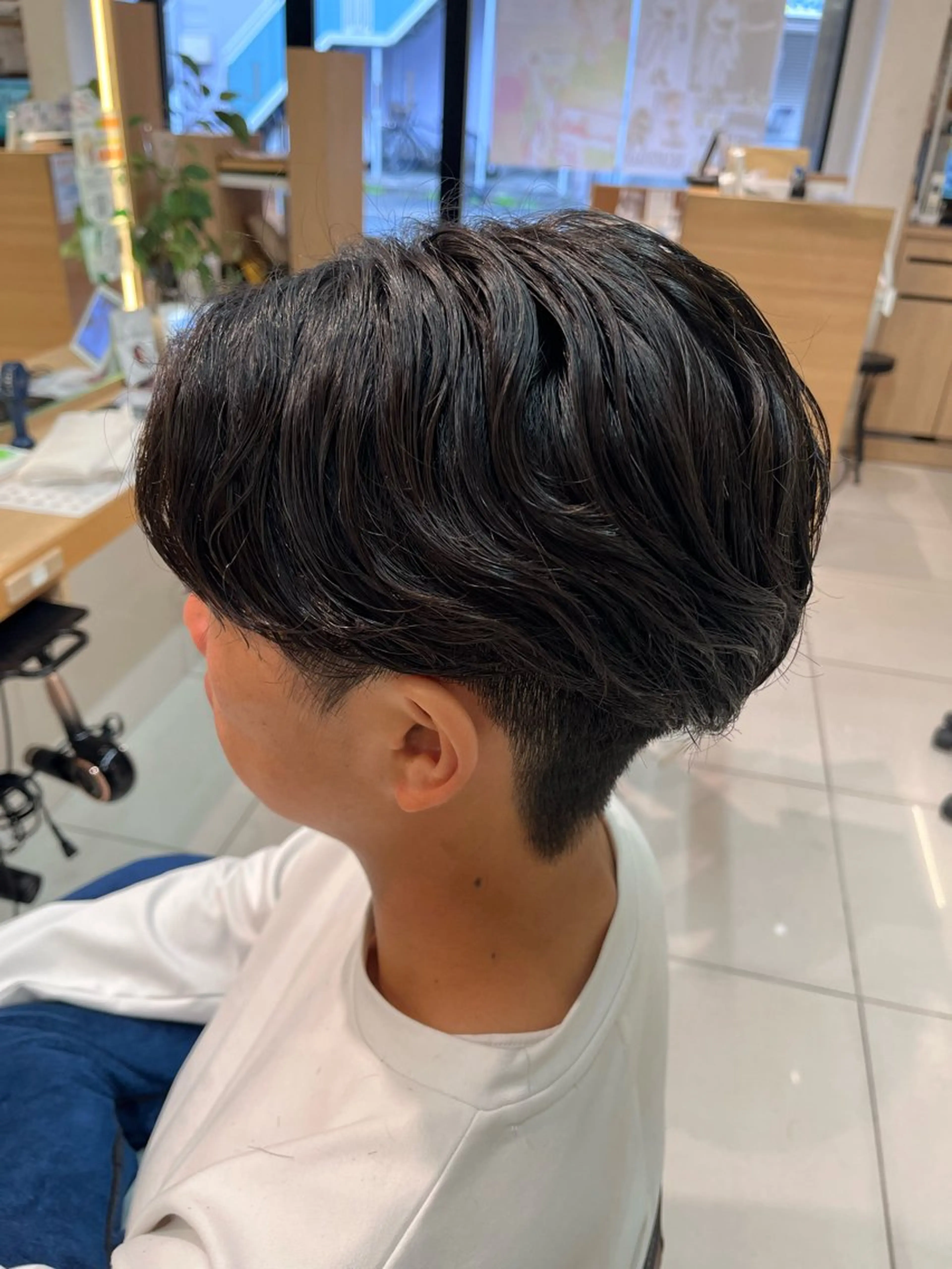 ショート メンズ メンズパーマ カット パーマ トリートメント ナチュラルベージュ/ 顔周りカット/由喜のヘアスタイル