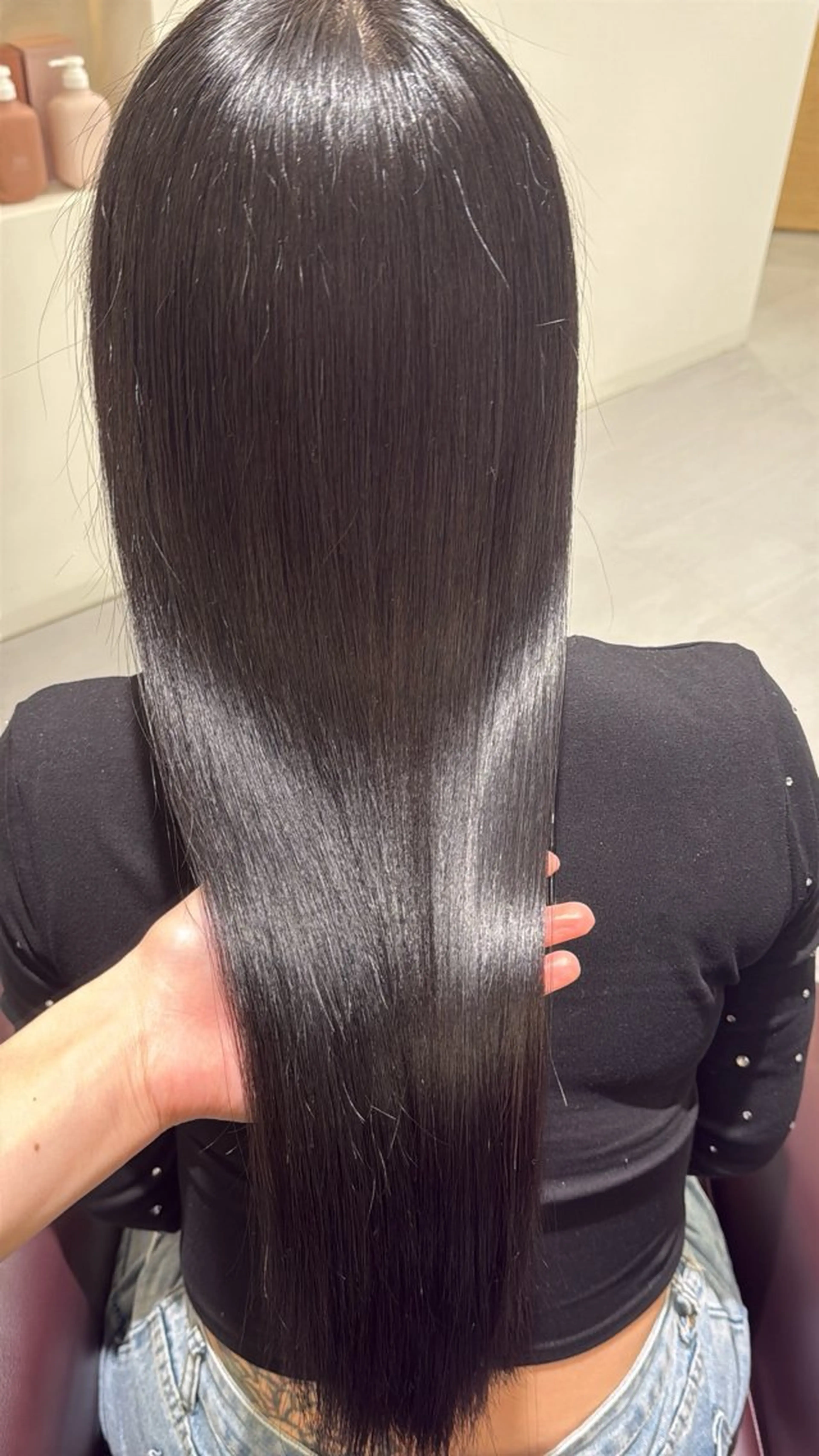 ロング ヘアカラー トリートメント ️🫧透明感カラー& 髪質改善🎀いさきのヘアスタイル