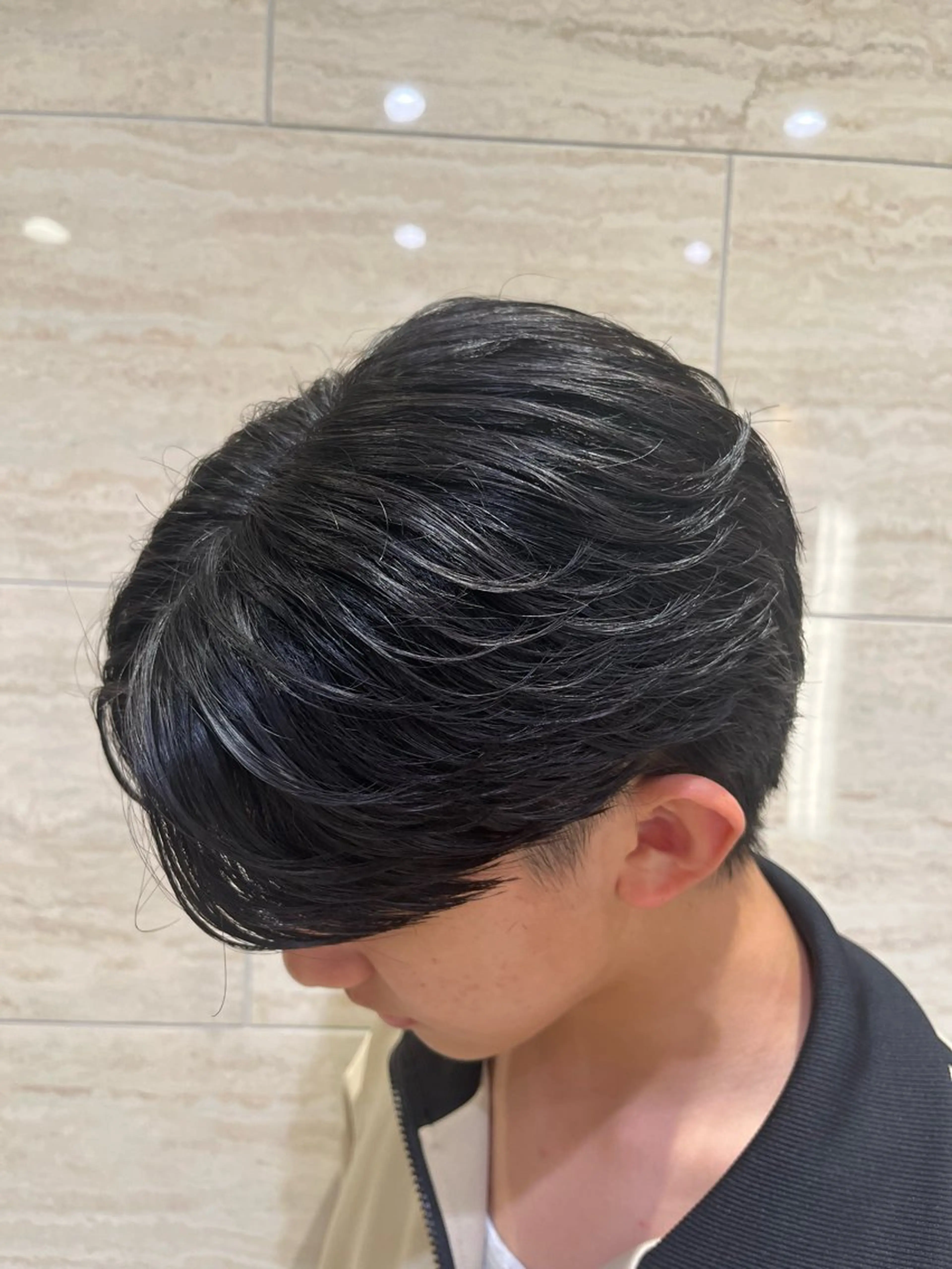 ショート メンズ センターパート 河崎 祐矢のヘアスタイル