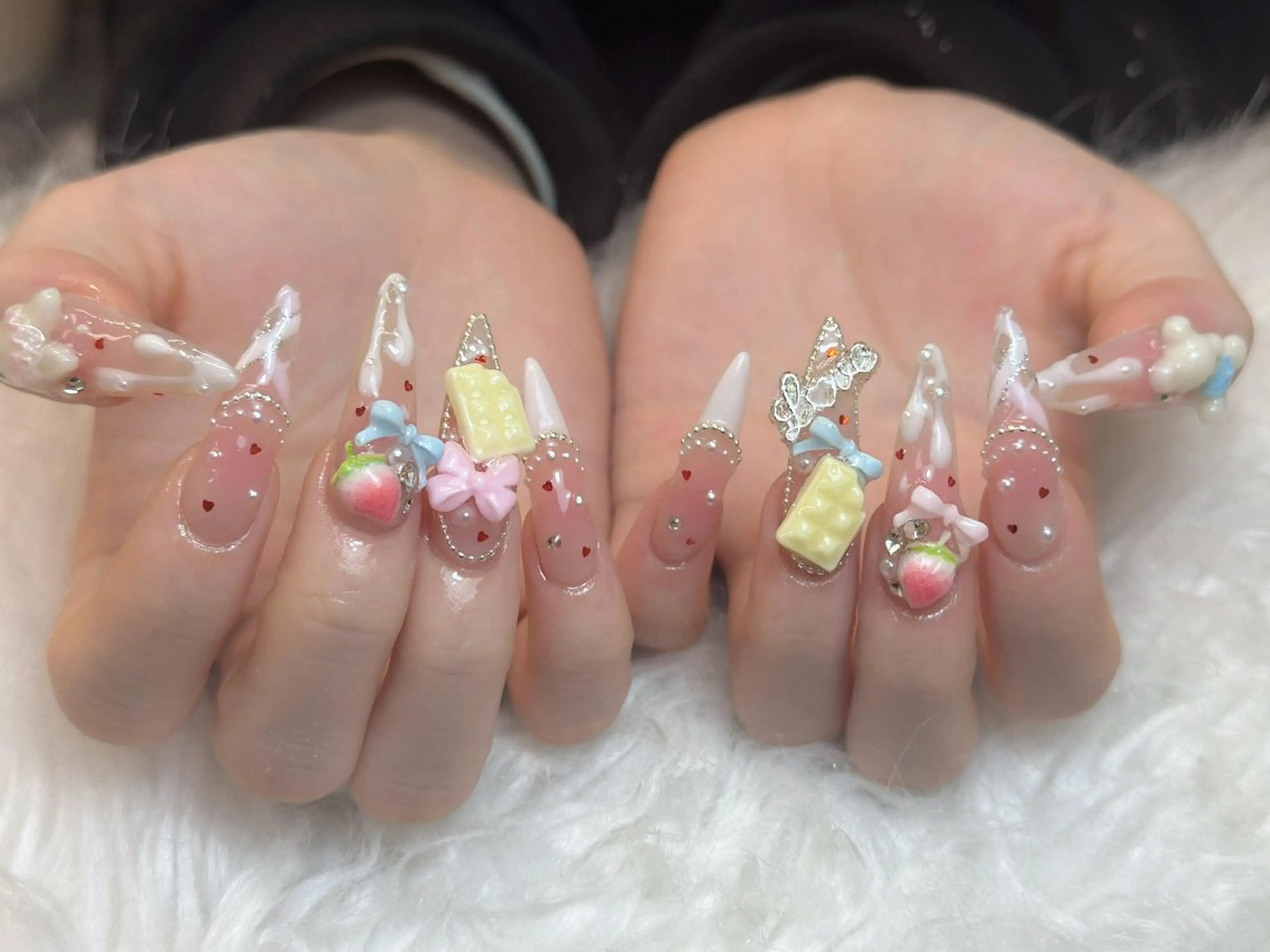 ネイル アートネイル 成人式 ジェルネイル ニュアンスネイル 夏ネイル ハンドネイル NIE MoMoのネイルデザイン