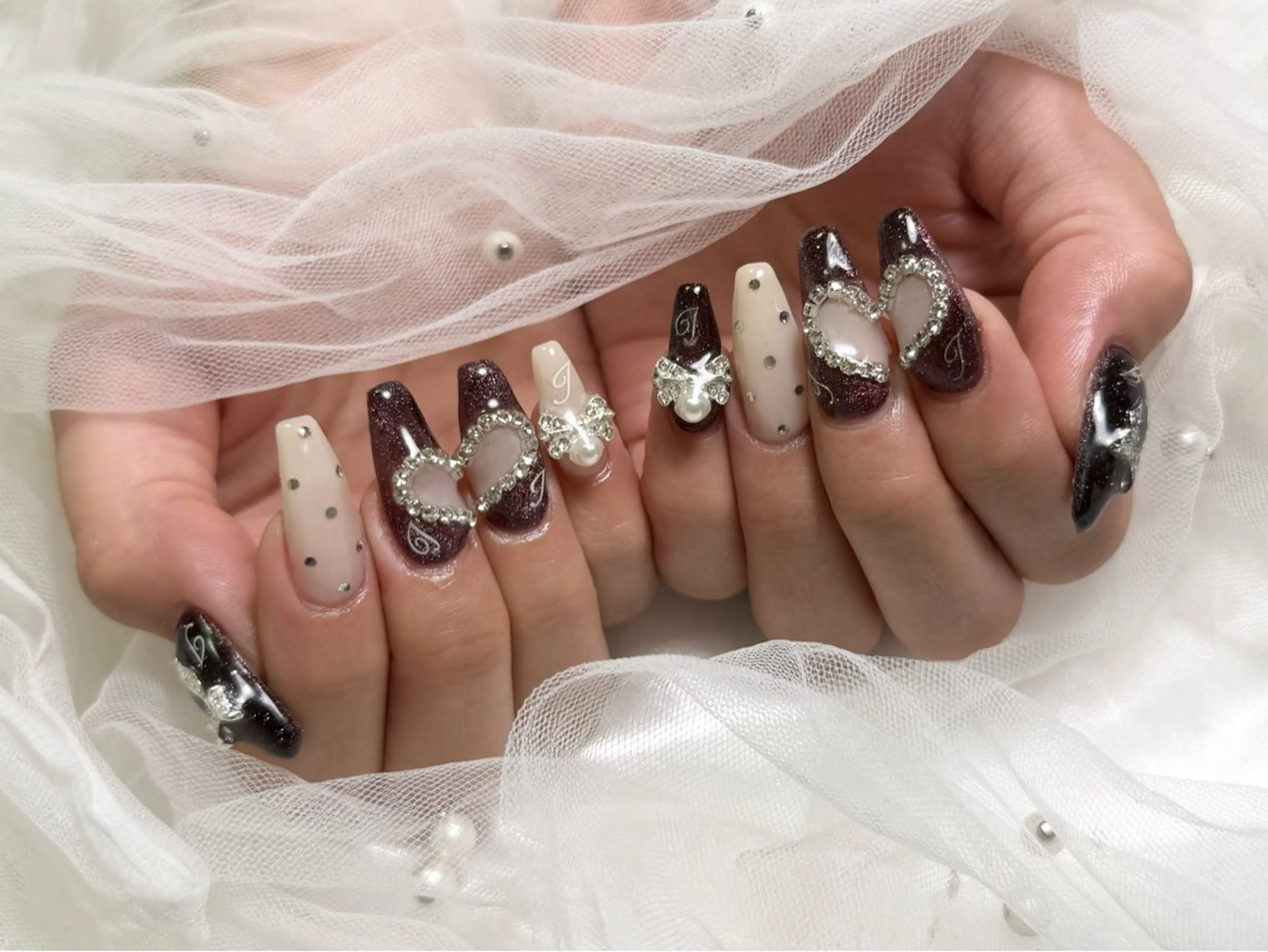 ネイル ハンドネイル Roi〈ロワ〉 Minakoのネイルデザイン