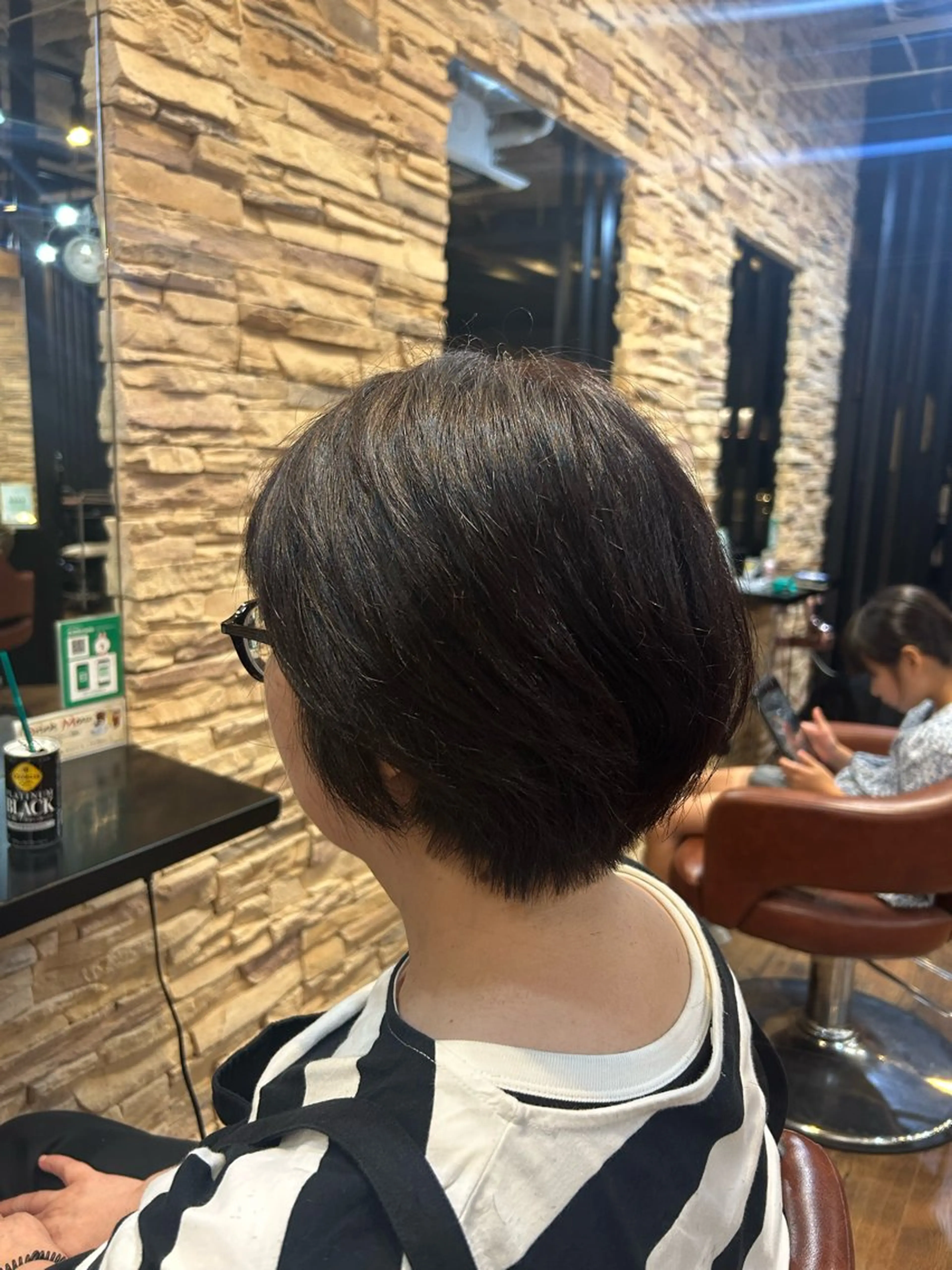 ショート レイヤーカット ショートヘア カット ヘアカラー トリートメント 【ブリーチモデル募集 】サキ🫧のヘアスタイル