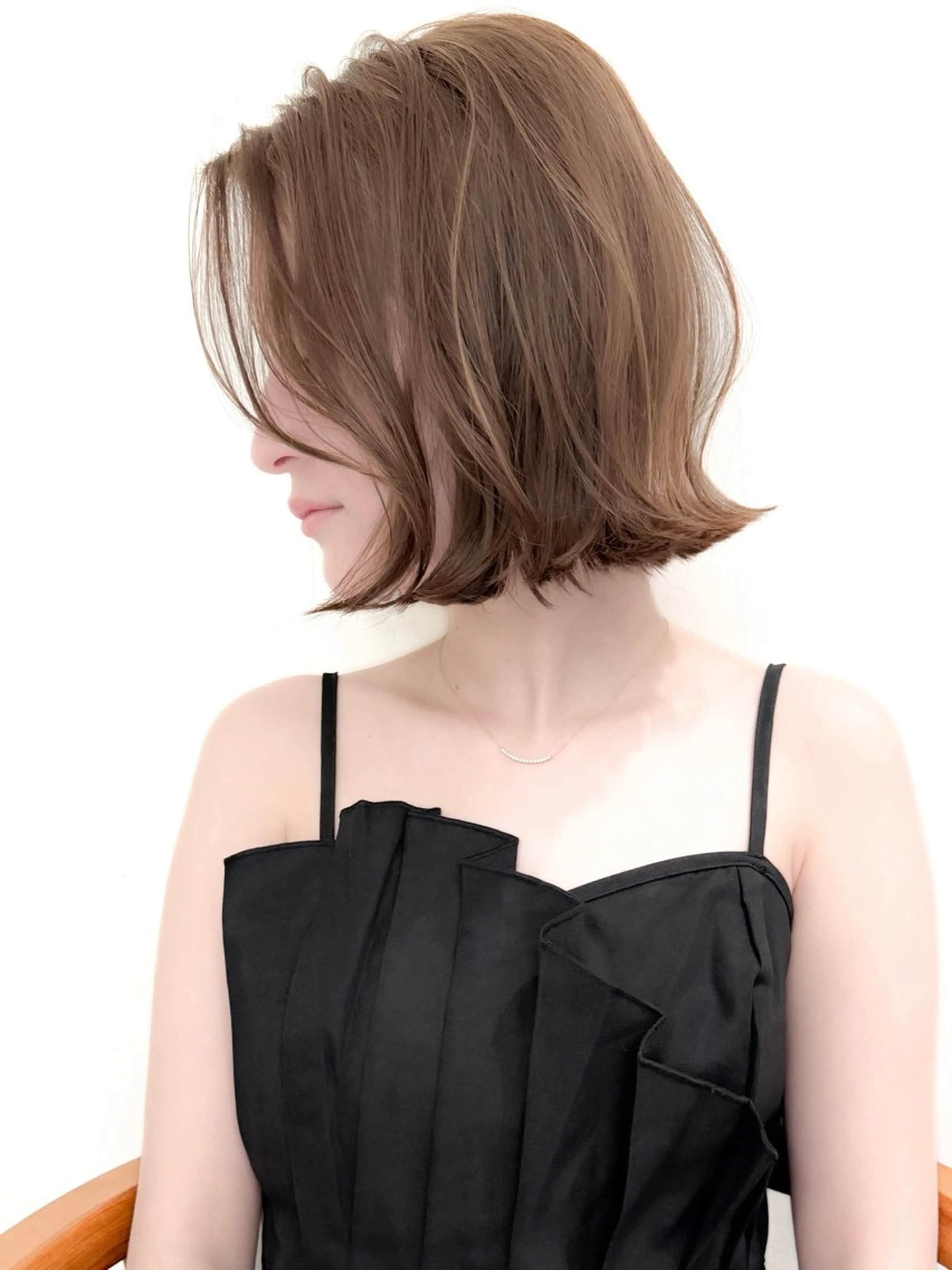 ショート カラー ベージュカラー ボブ 小顔ボブ jilblanカホのヘアスタイル