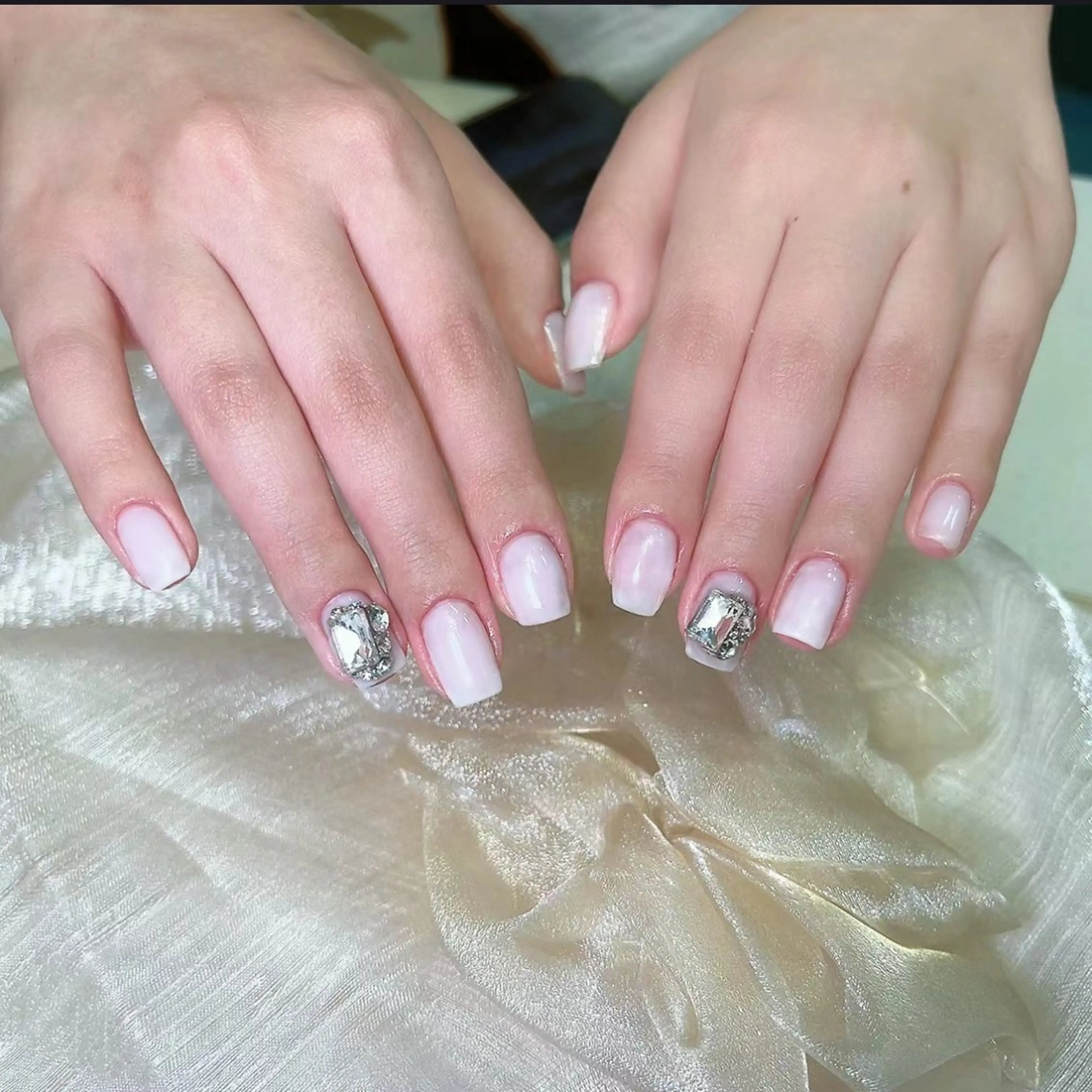 ネイル ハンドネイル ハンドケア 🍑 momo_nailのネイルデザイン