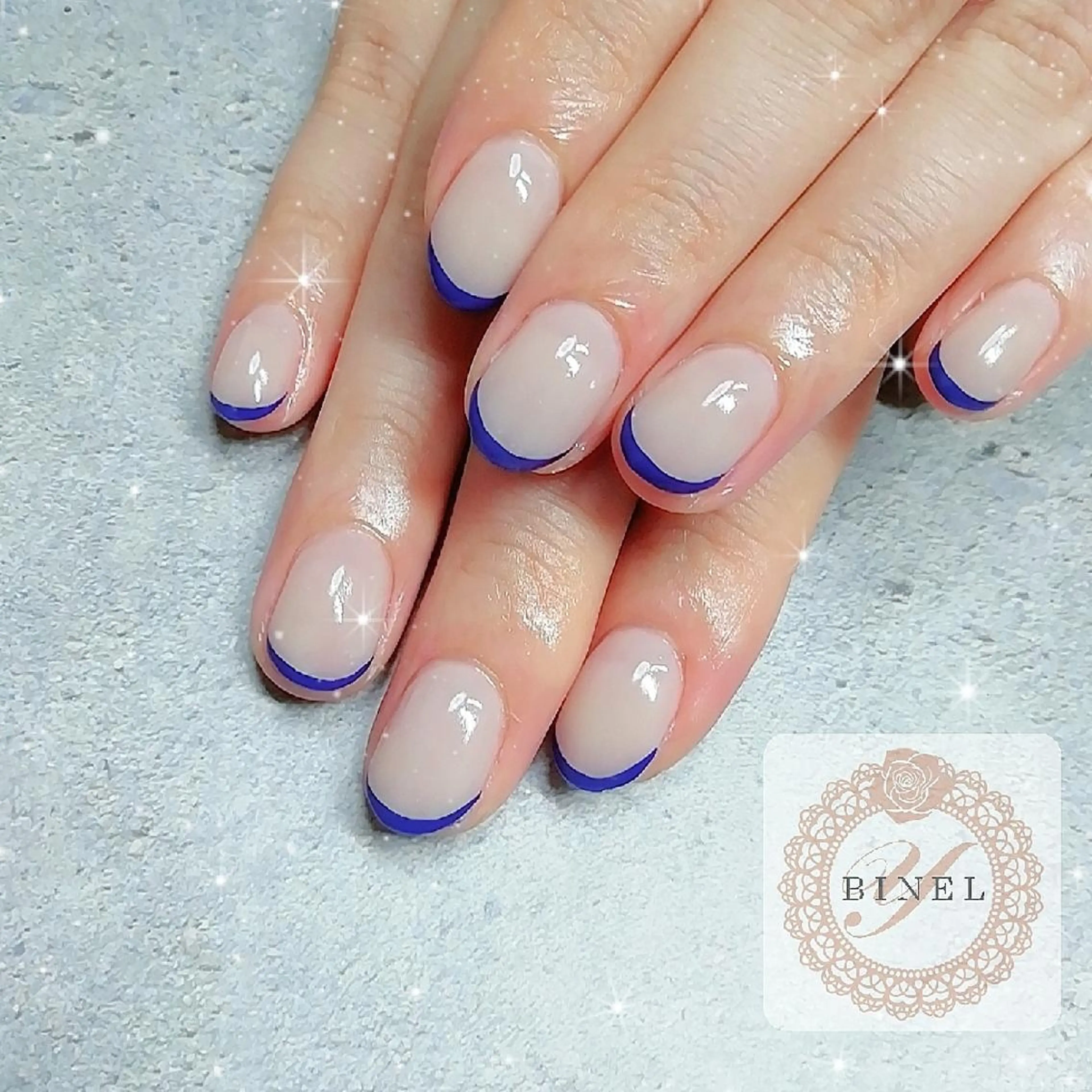 ネイル ブルー フレンチネイル ハンドネイル Nail Salon Y.BINELのネイルデザイン