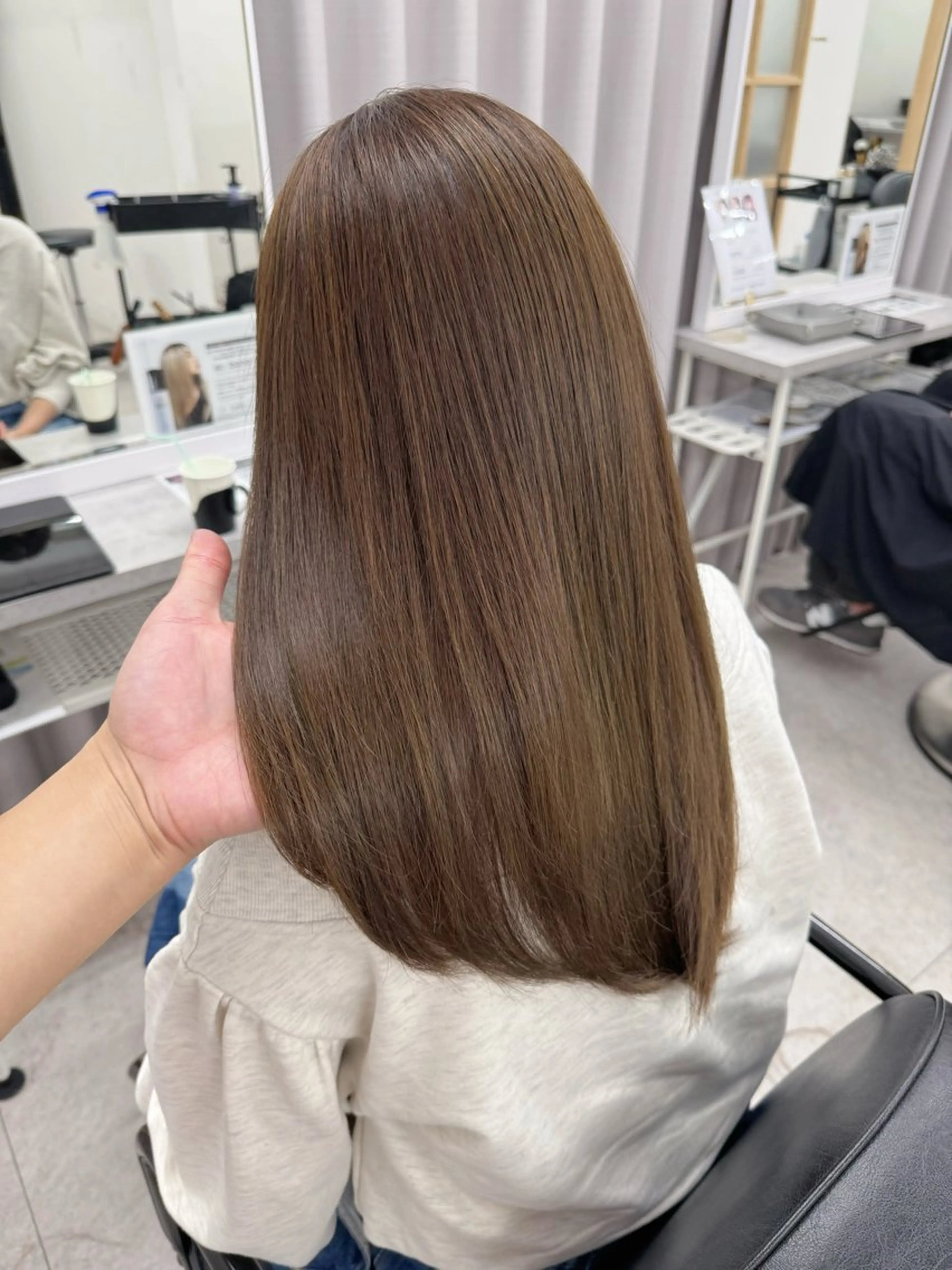 ロング カラー ベージュカラー ブラウンカラー ブラウンベージュ 透明感カラー 髪質改善 カット ヘアカラー トリートメント 髪質改善×大人可愛い 艶髪🫧ダイトのヘアスタイル