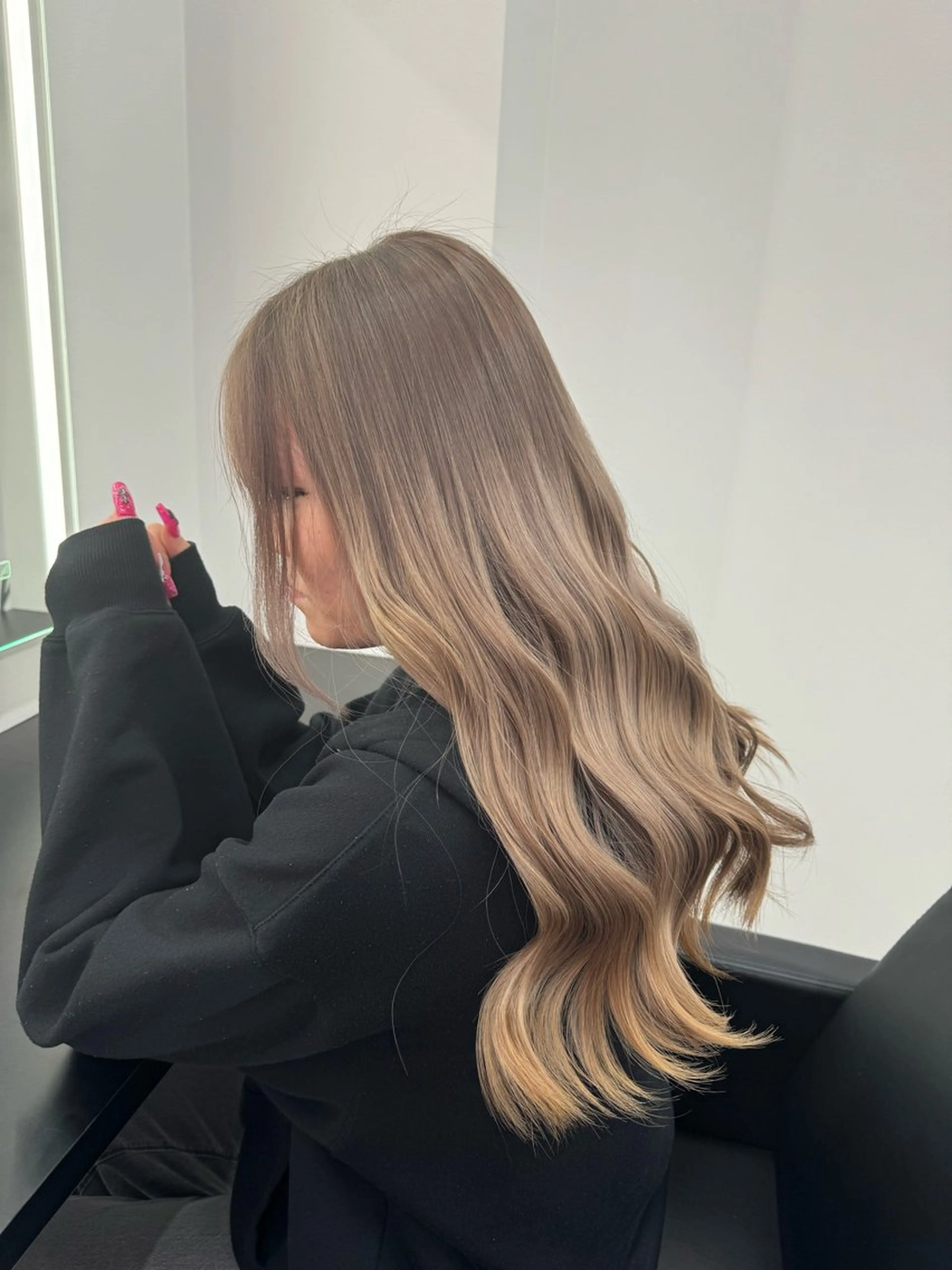 ロング カラー EGO所属・ブリーチカラー💖 rukaのヘアスタイル