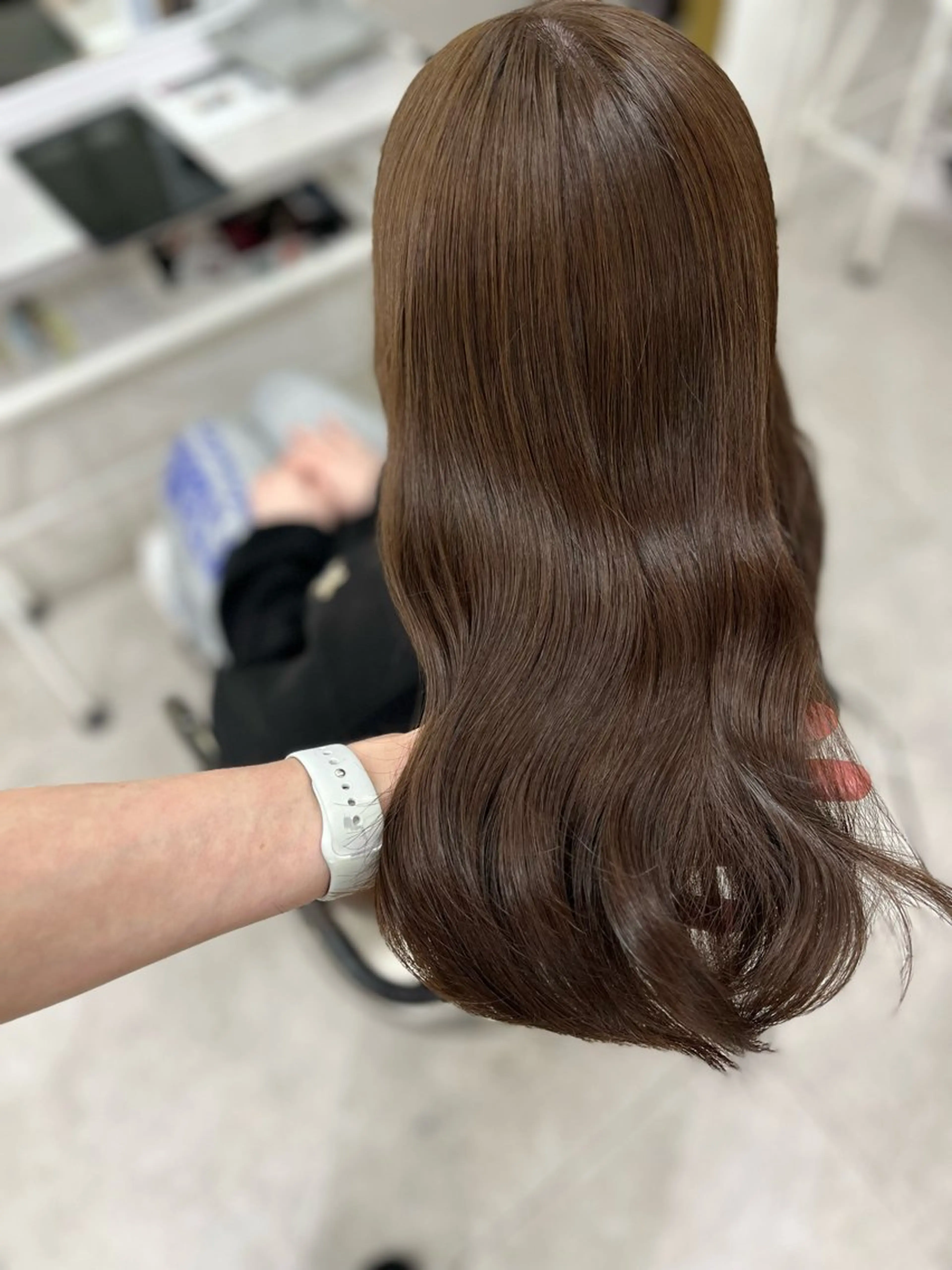 ロング カラー ベージュカラー オリーブベージュ ヘアカラー 🫧ぷる艶カラー🫧 Yuubi🦩のヘアスタイル