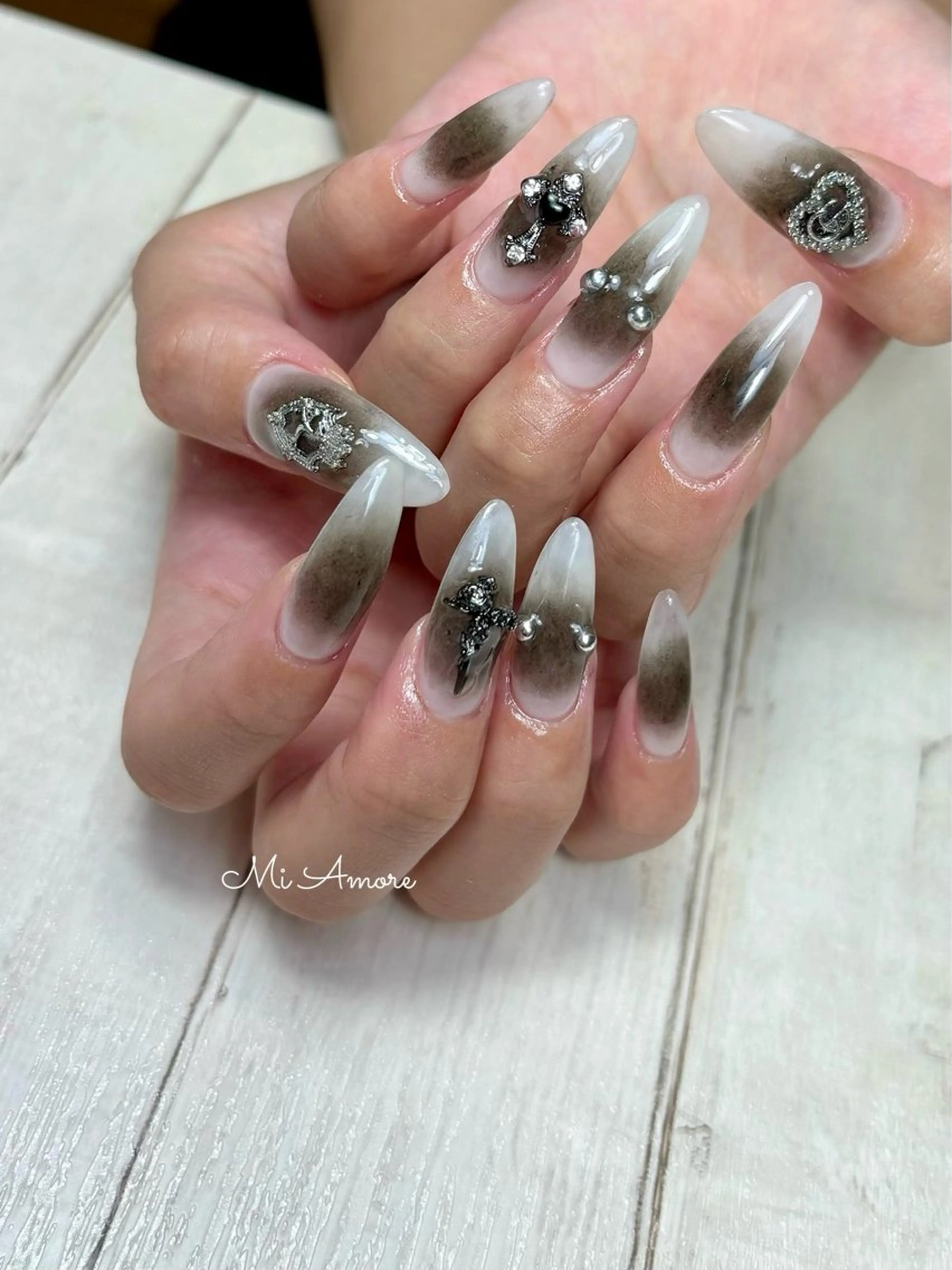 ネイル mi amoreのネイルデザイン