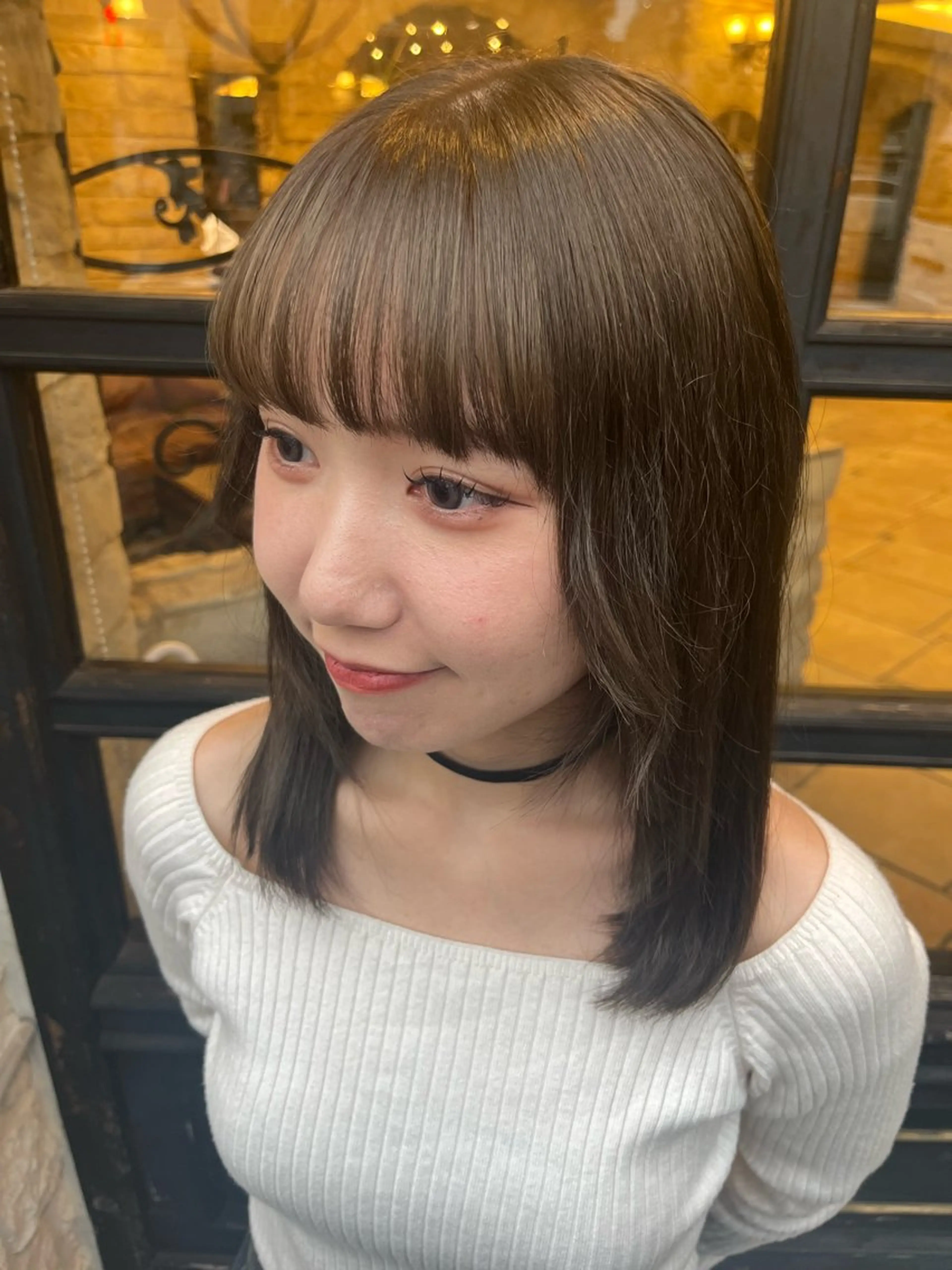 セミロング Luce府中所属・透明感カラー🫧 ミクのヘアスタイル