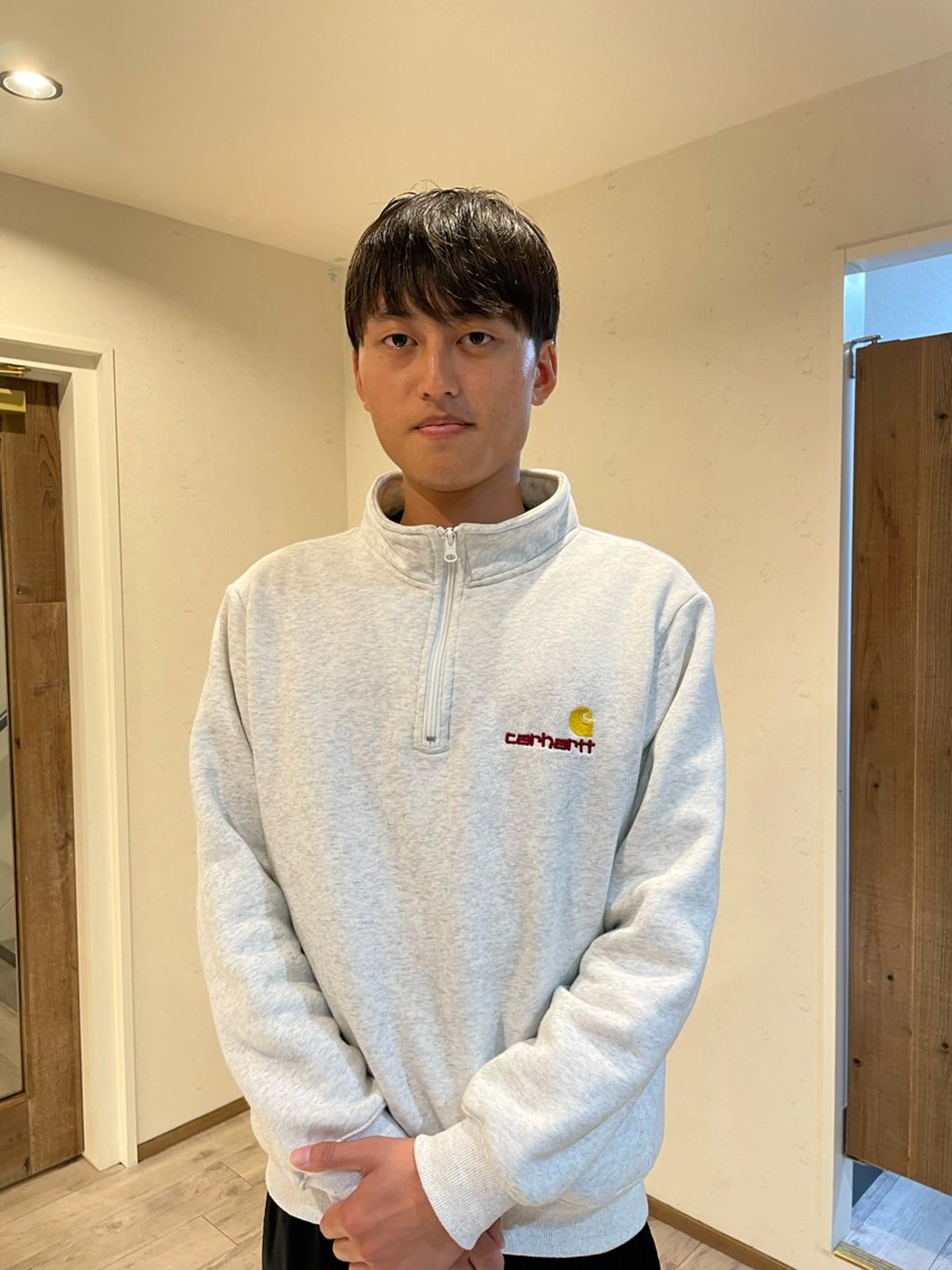 メンズ マッシュ カット 渋谷 留菜のヘアスタイル