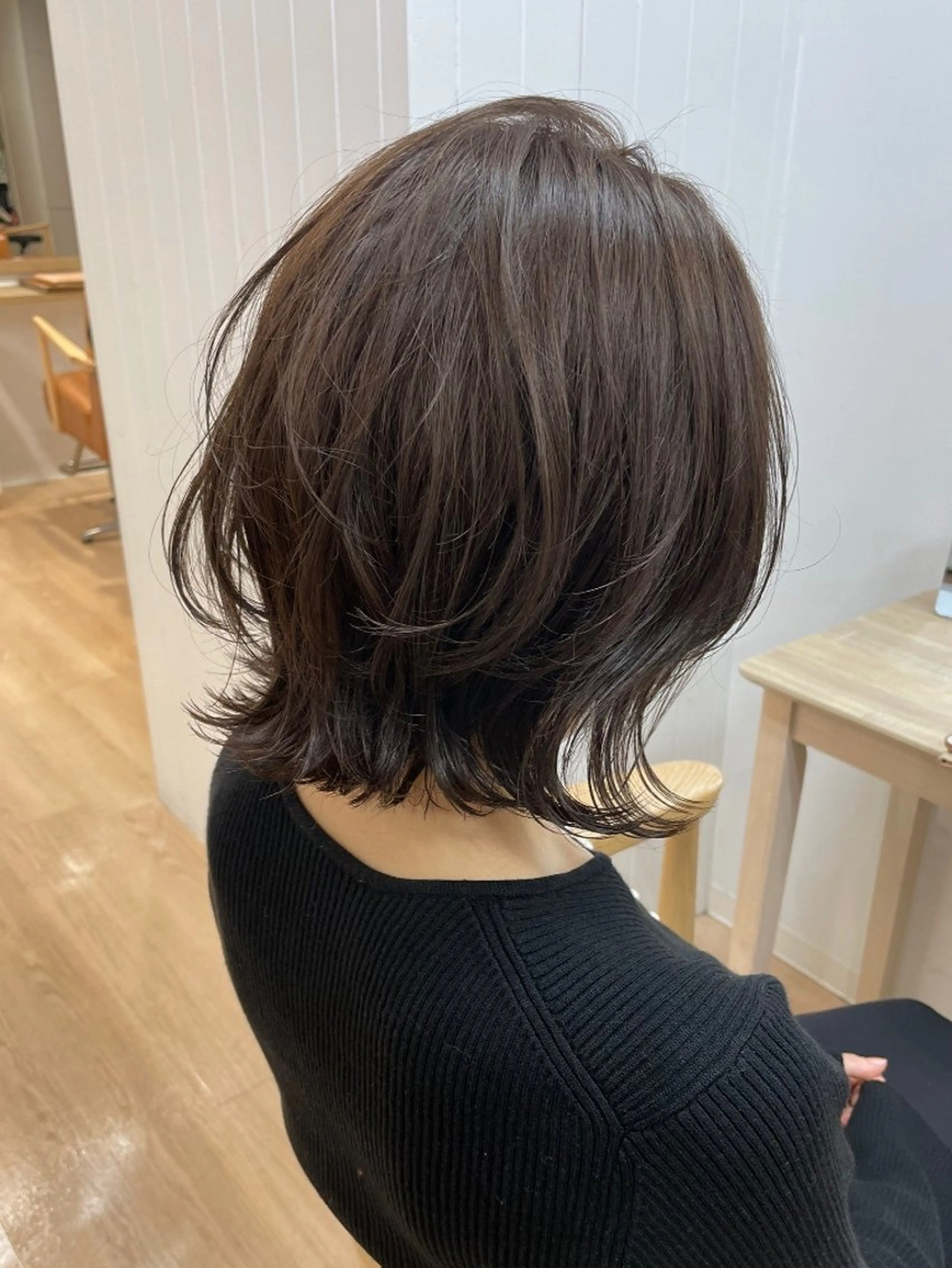 ショート レイヤーカット 外ハネヘア 藤原仁美/レイヤー /透明感カラーのヘアスタイル