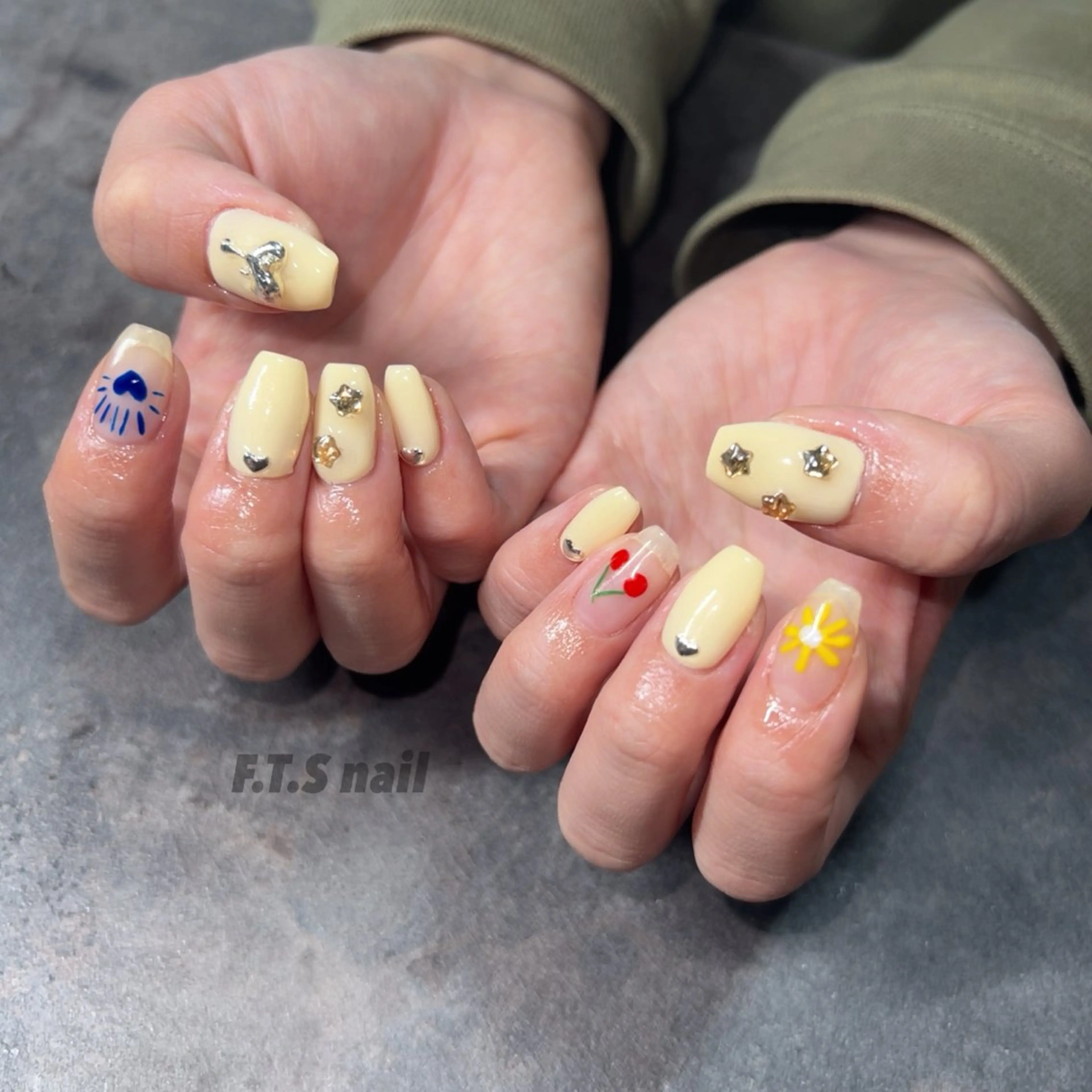 ネイル ハンドネイル F.T.S nailのネイルデザイン