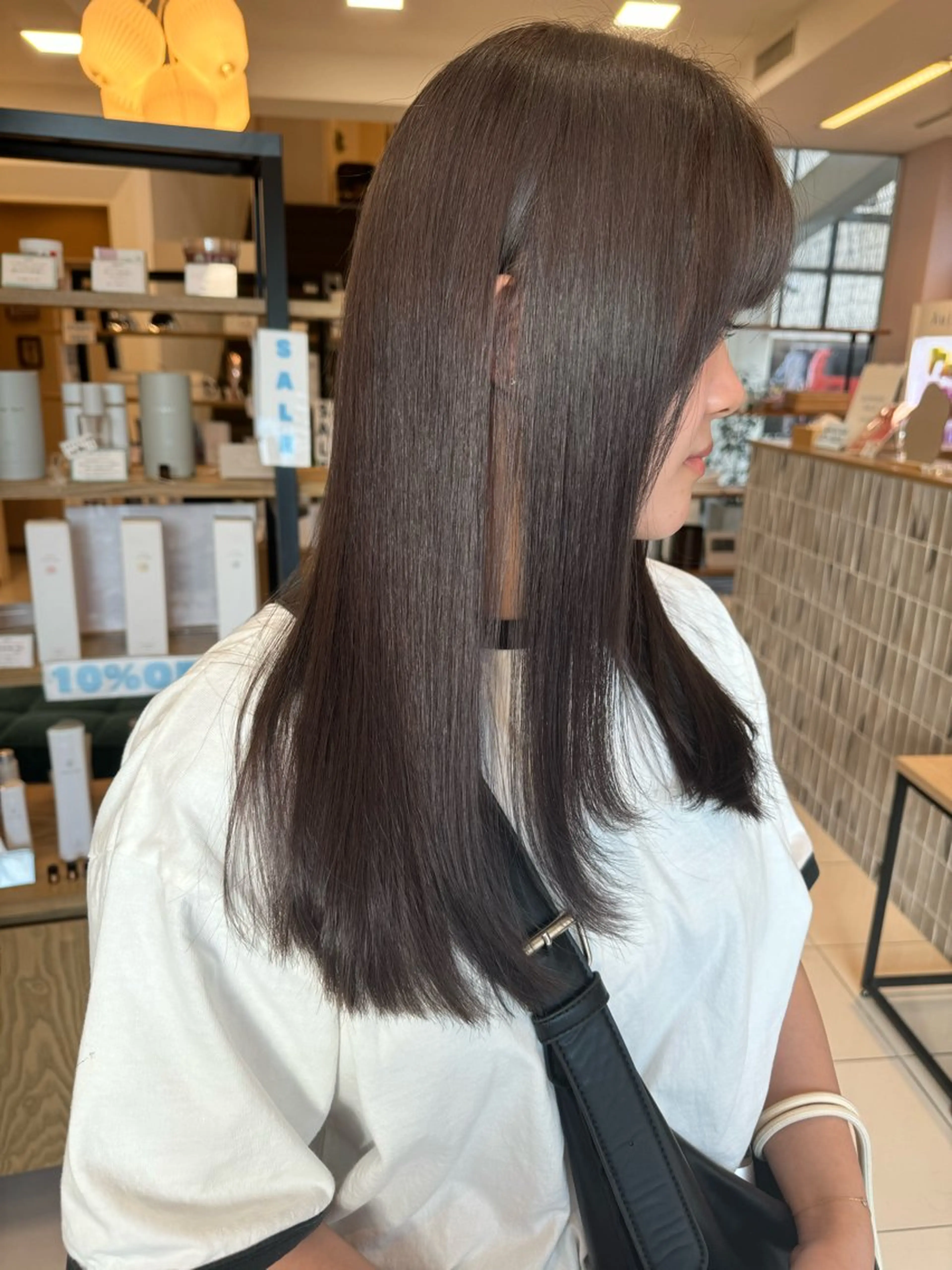 ロング 早川 楓那のヘアスタイル