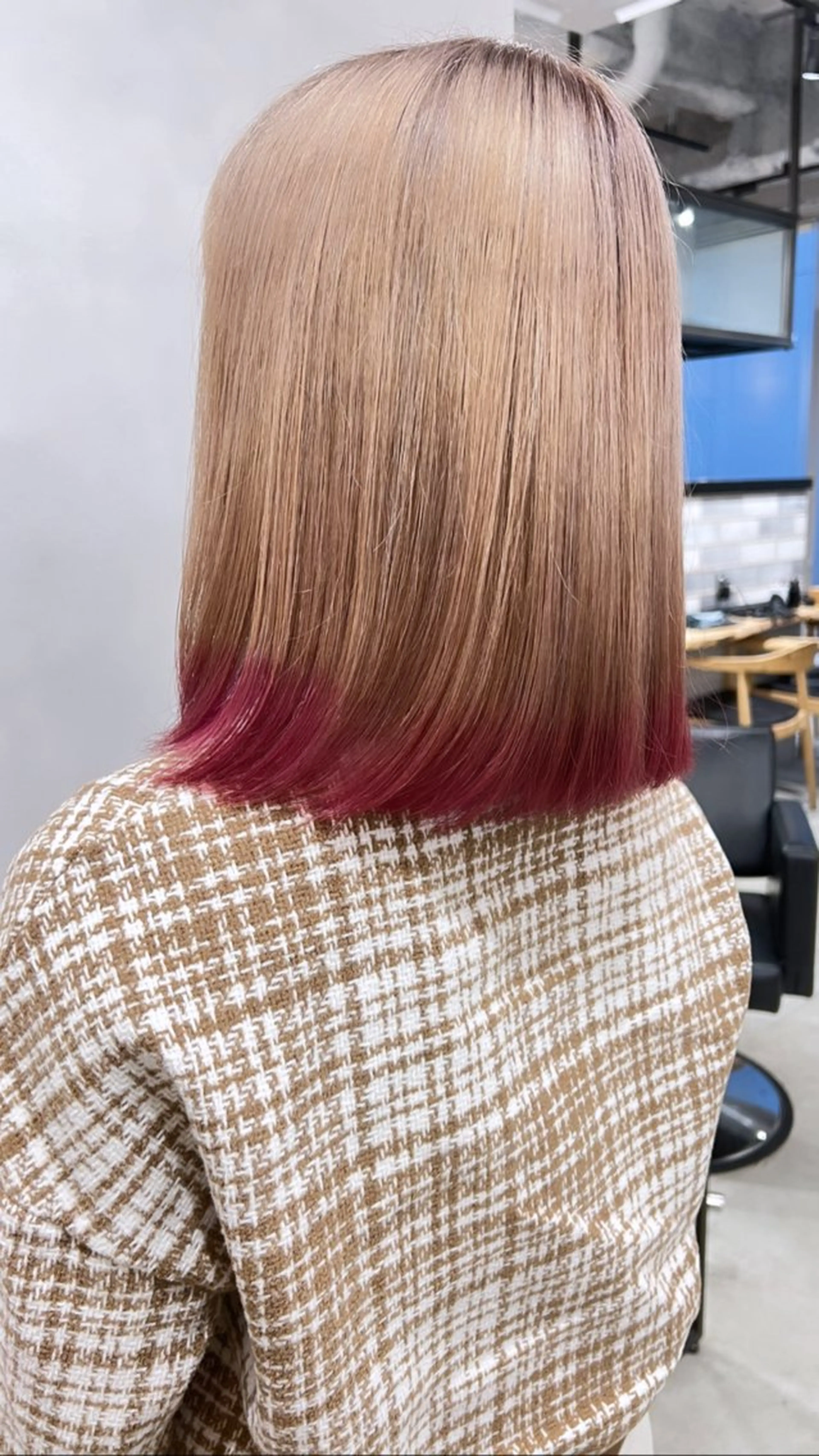 ミディアム カラー カラースペシャリスト ・齊藤 羽瑠輝のヘアスタイル