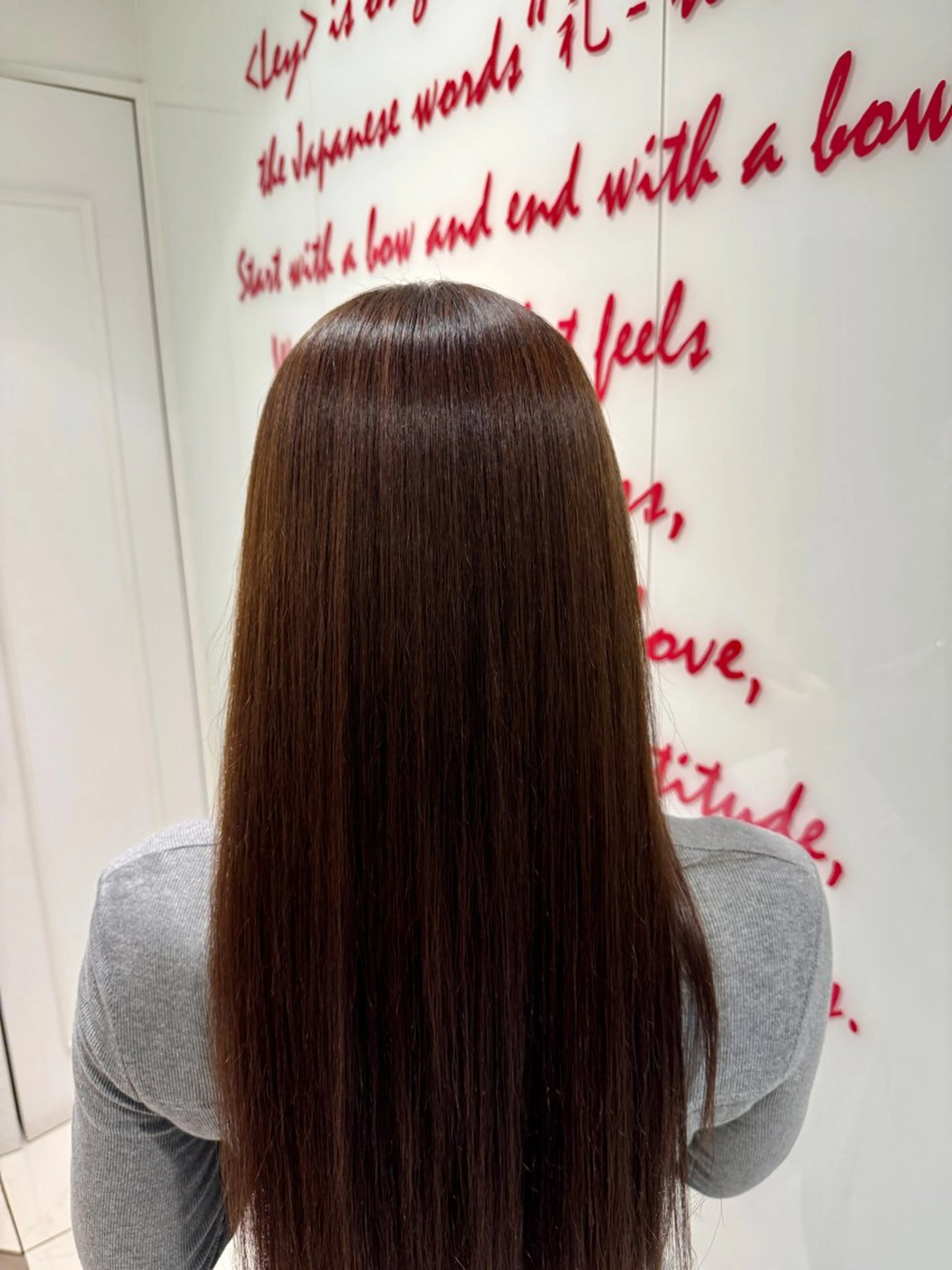 ロング 縮毛矯正 KINGDOM 清野　都和のヘアスタイル