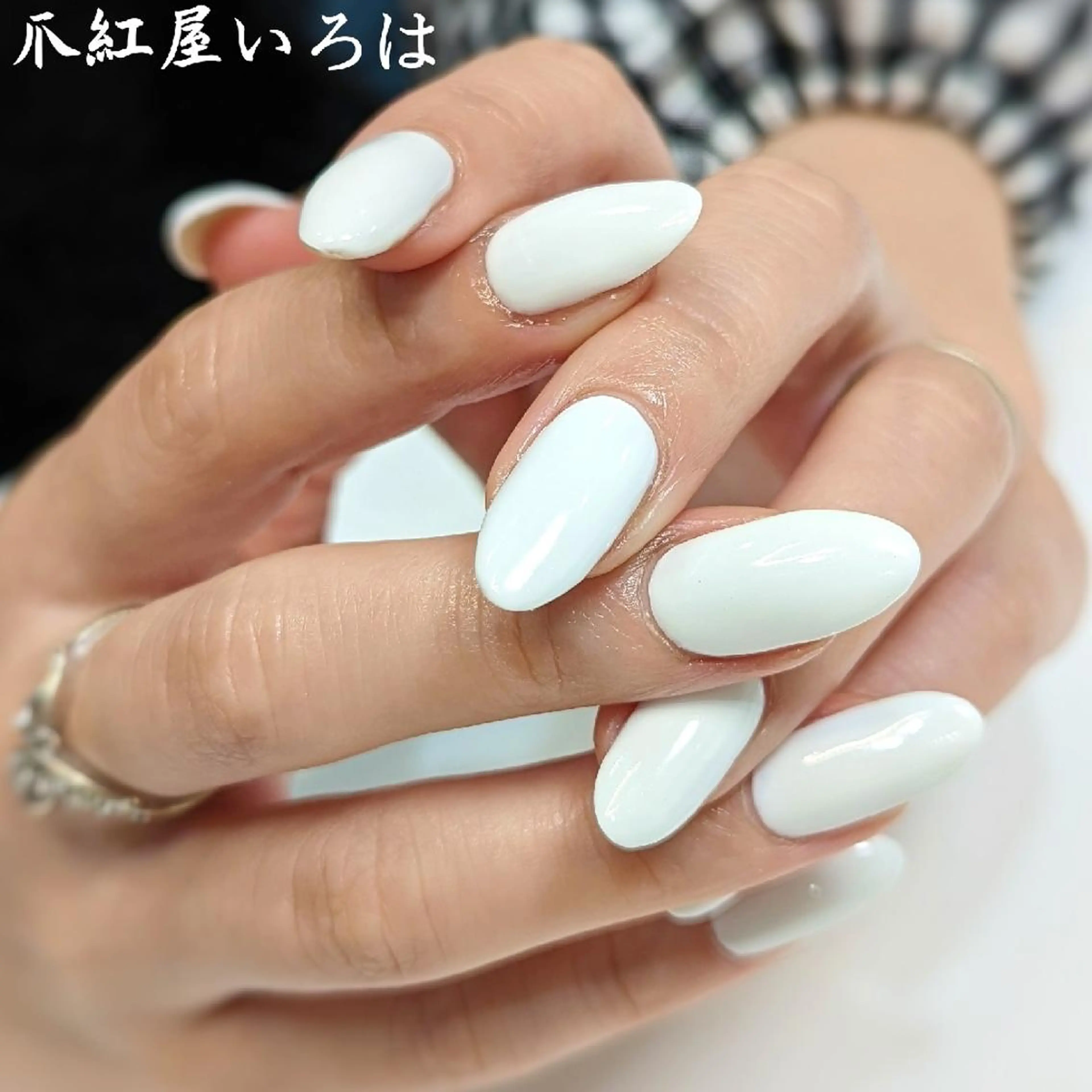 ネイル 爪紅屋 いろはのネイルデザイン