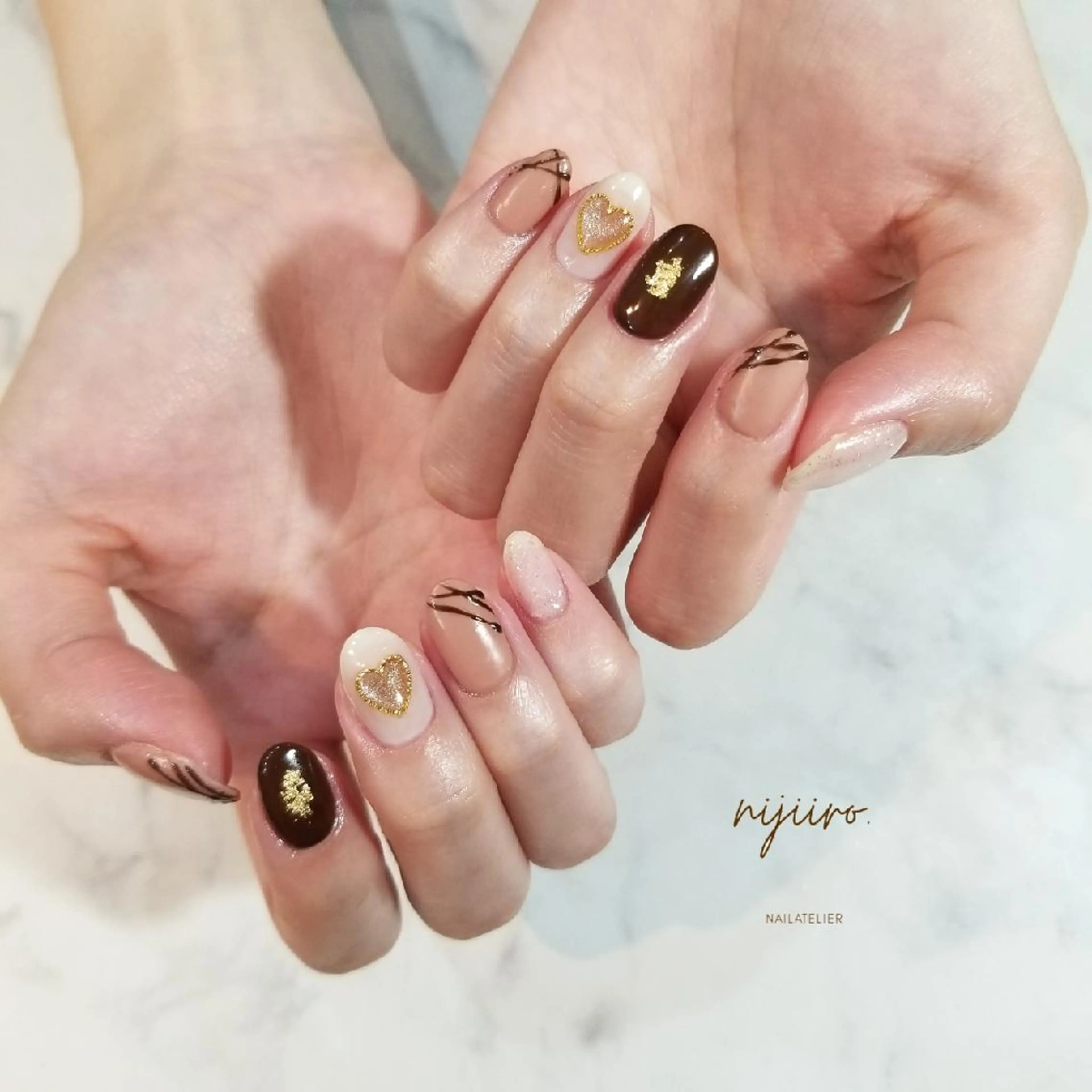 ネイル ハンドネイル nailatelier nijiiro.所属・nijiiro🌈 サトウのネイルデザイン