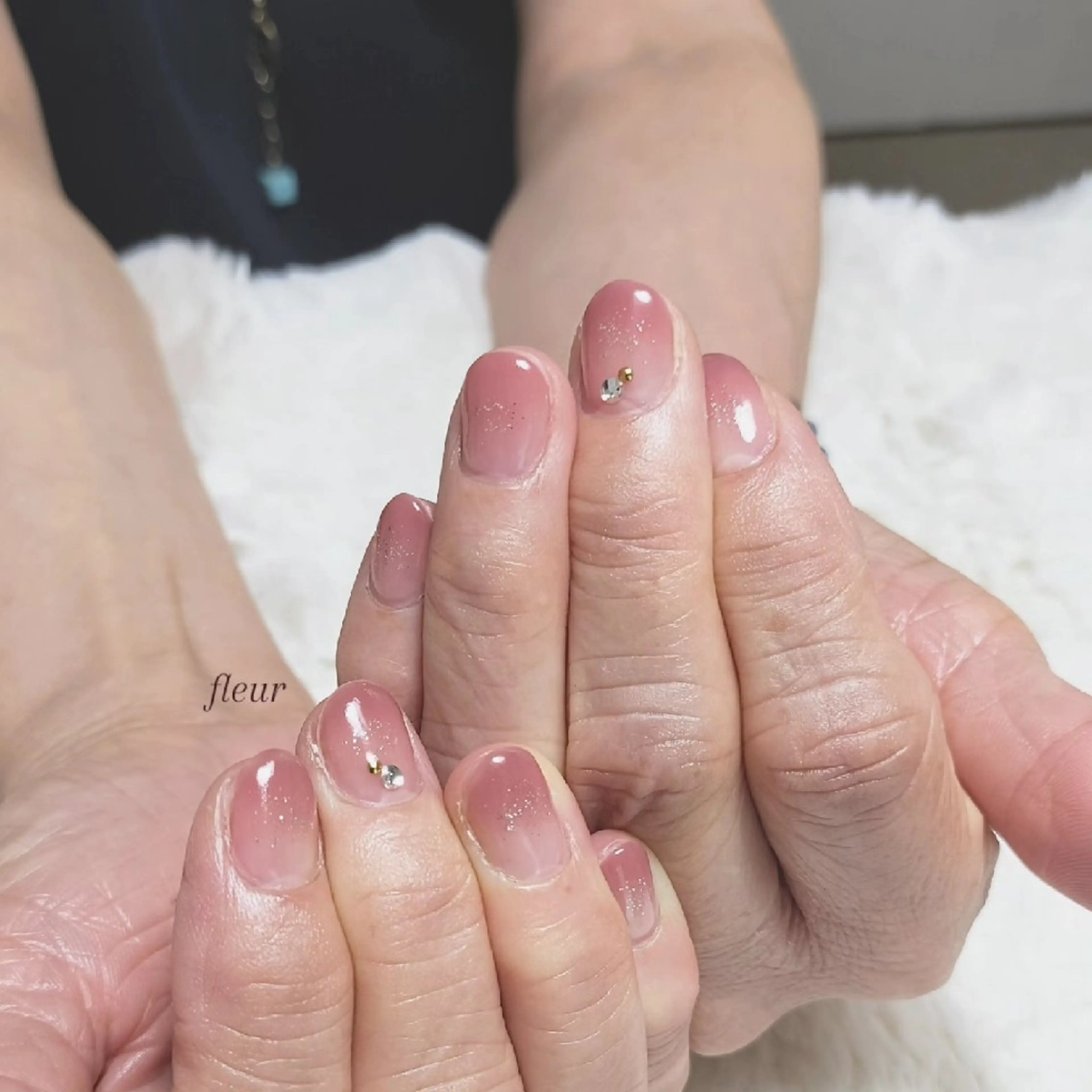 ネイル グラデーション ピンク megumi. sのネイルデザイン