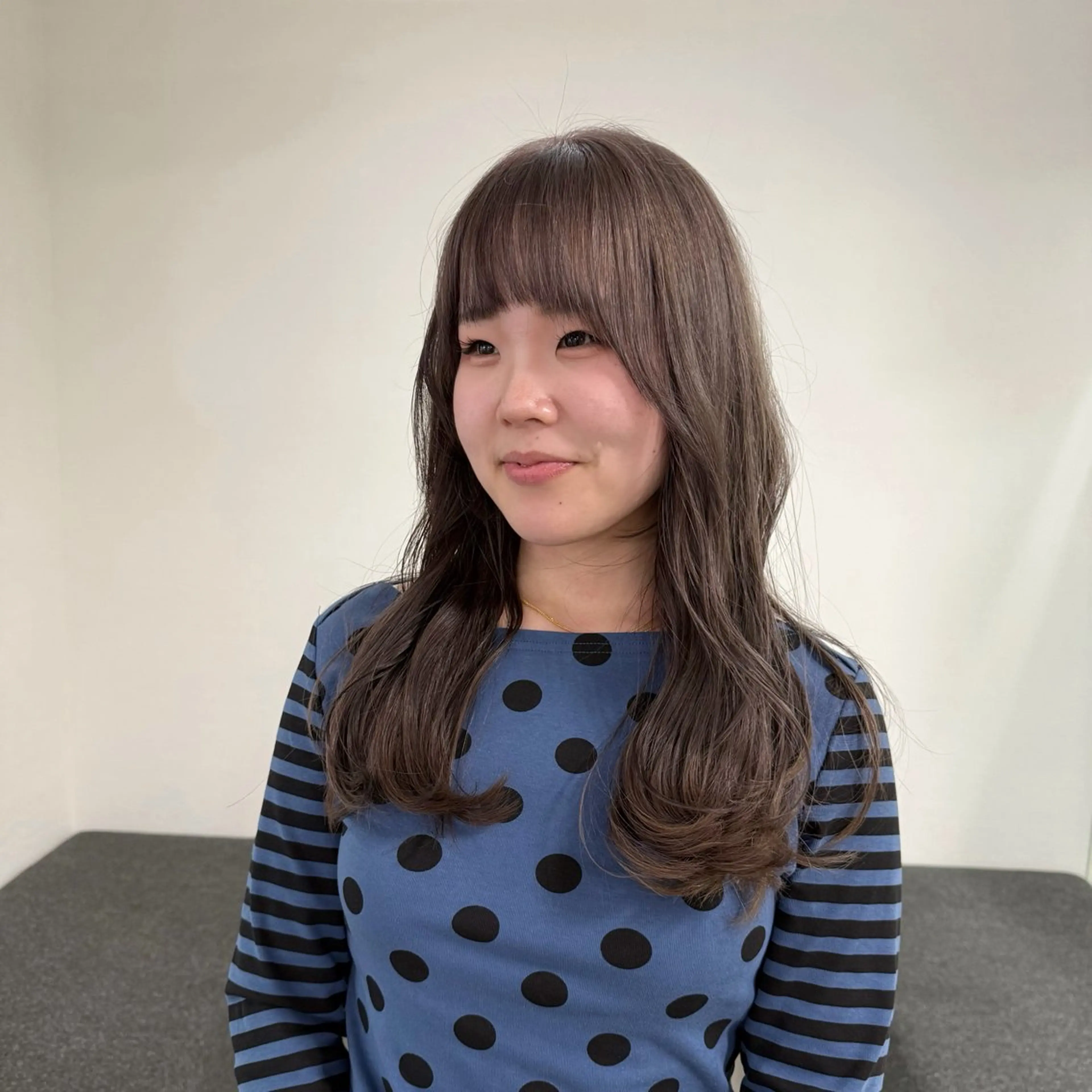 セミロング カラー Himena🎀 ハイトーン/デザインのヘアスタイル