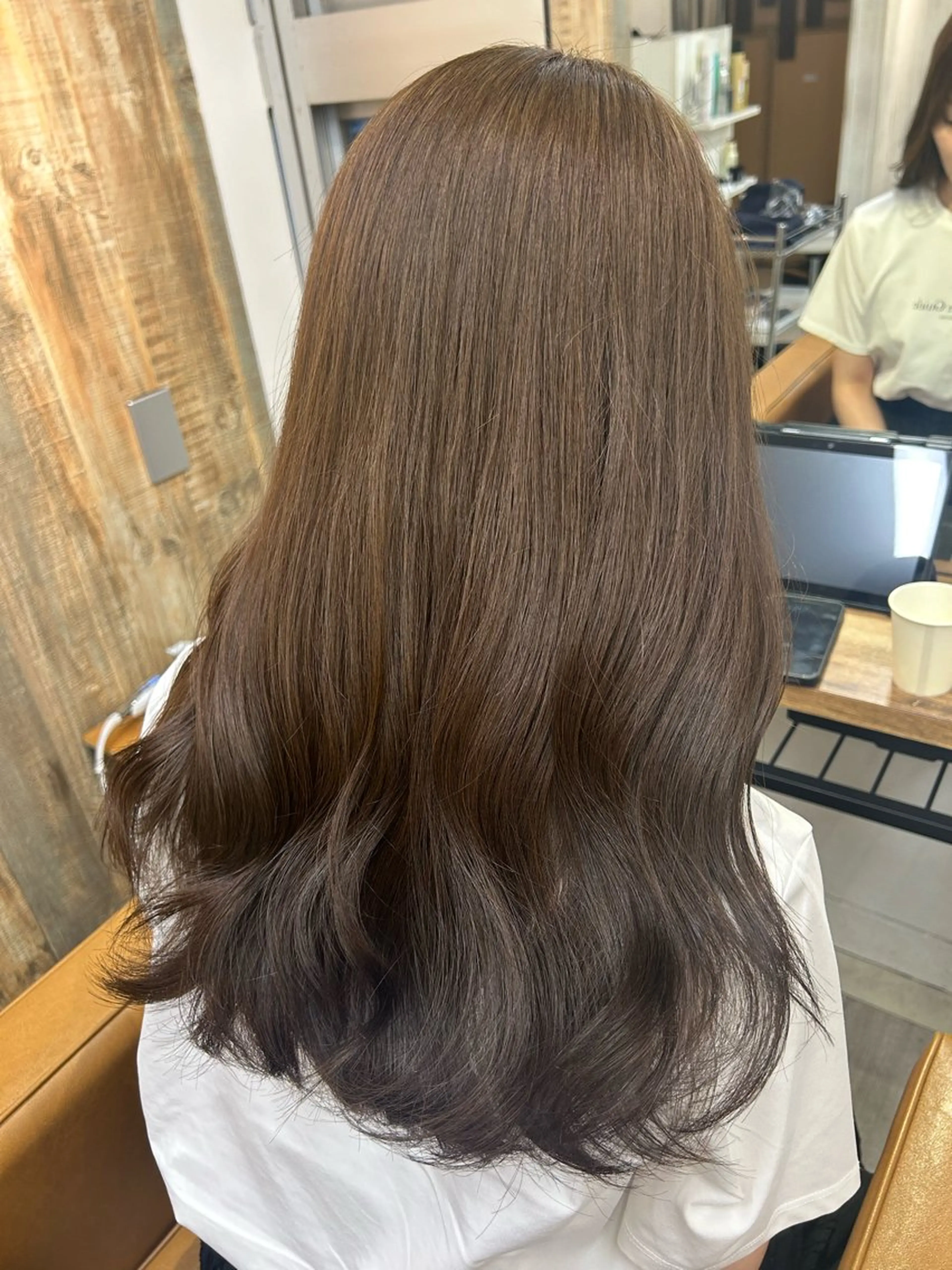 ロング レイヤーカットモデル 募集中🫧中山理央のヘアスタイル