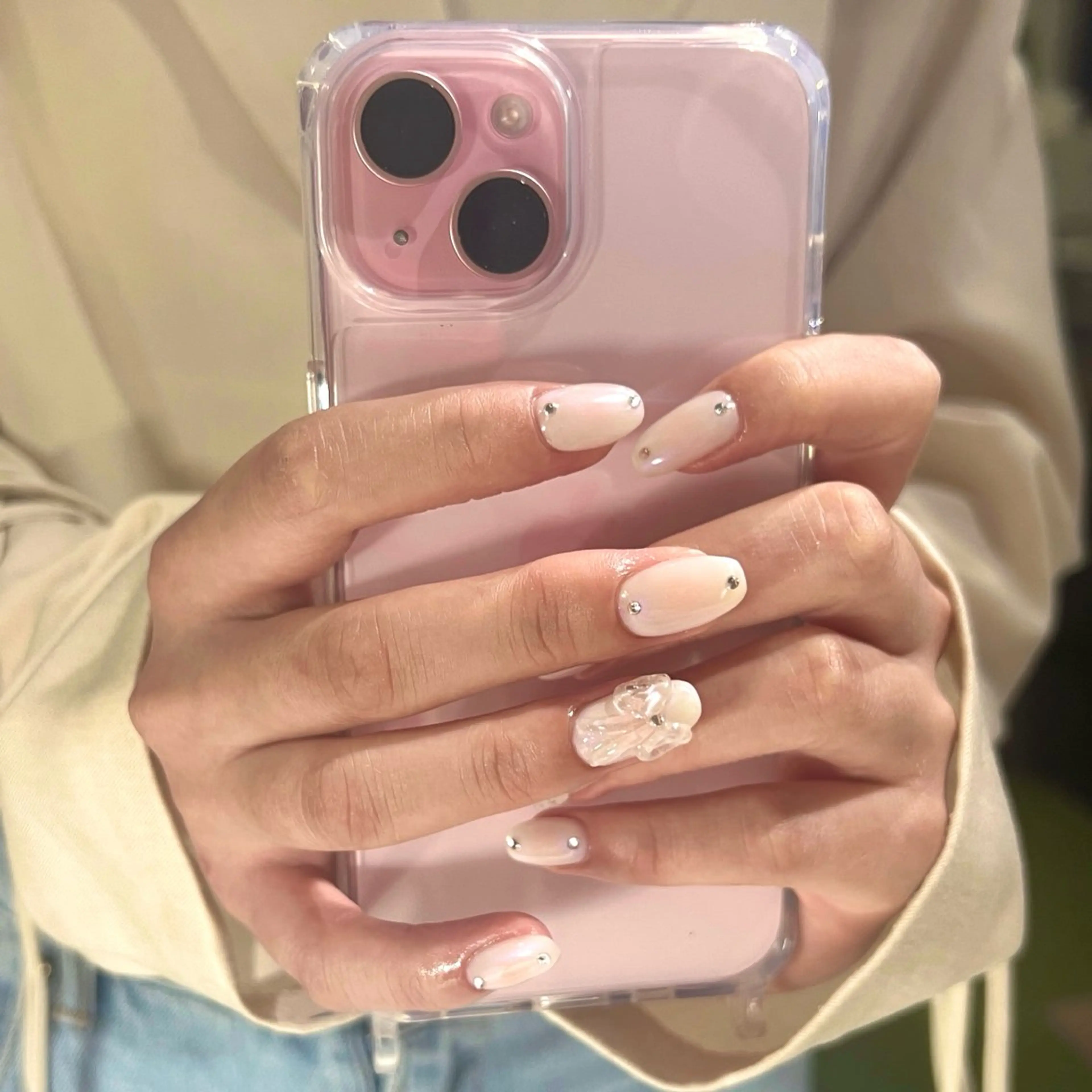 ネイル チークネイル リボン ロイ ネイルのその他イメージ