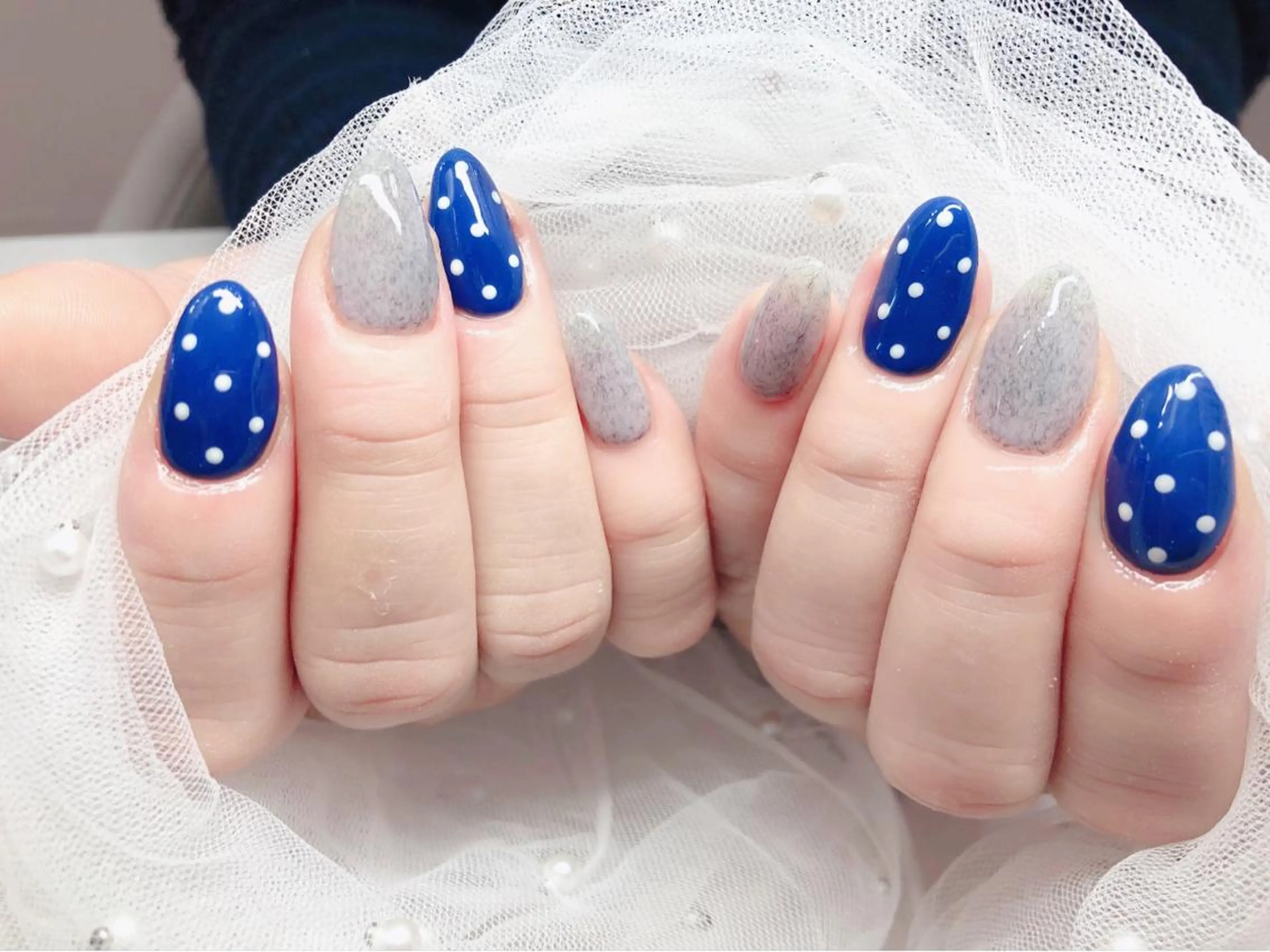 ネイル ハンドネイル マジックミラー所属・マジック ミラーのネイルデザイン