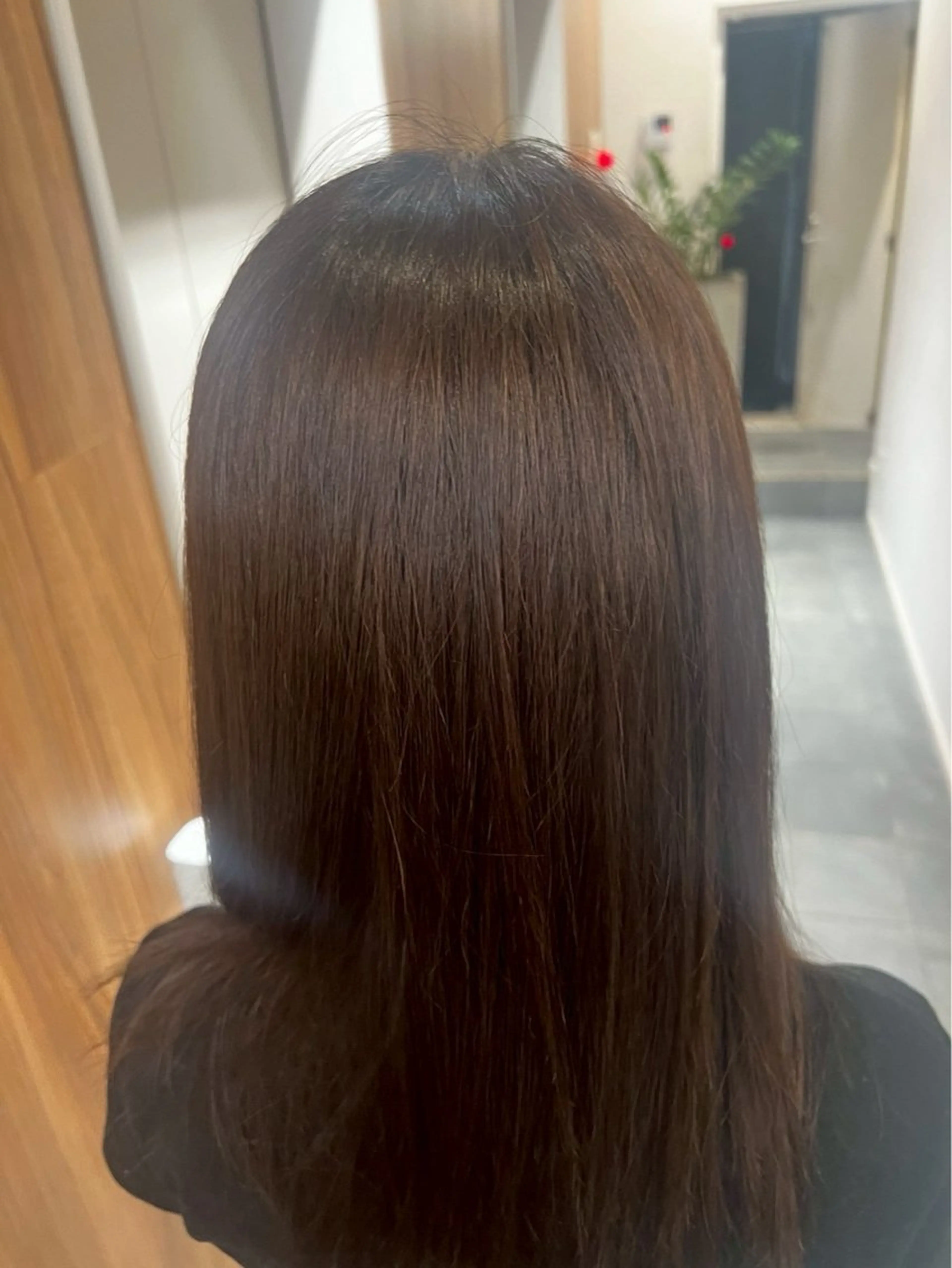 ショート カラー 根本 琴子のヘアスタイル