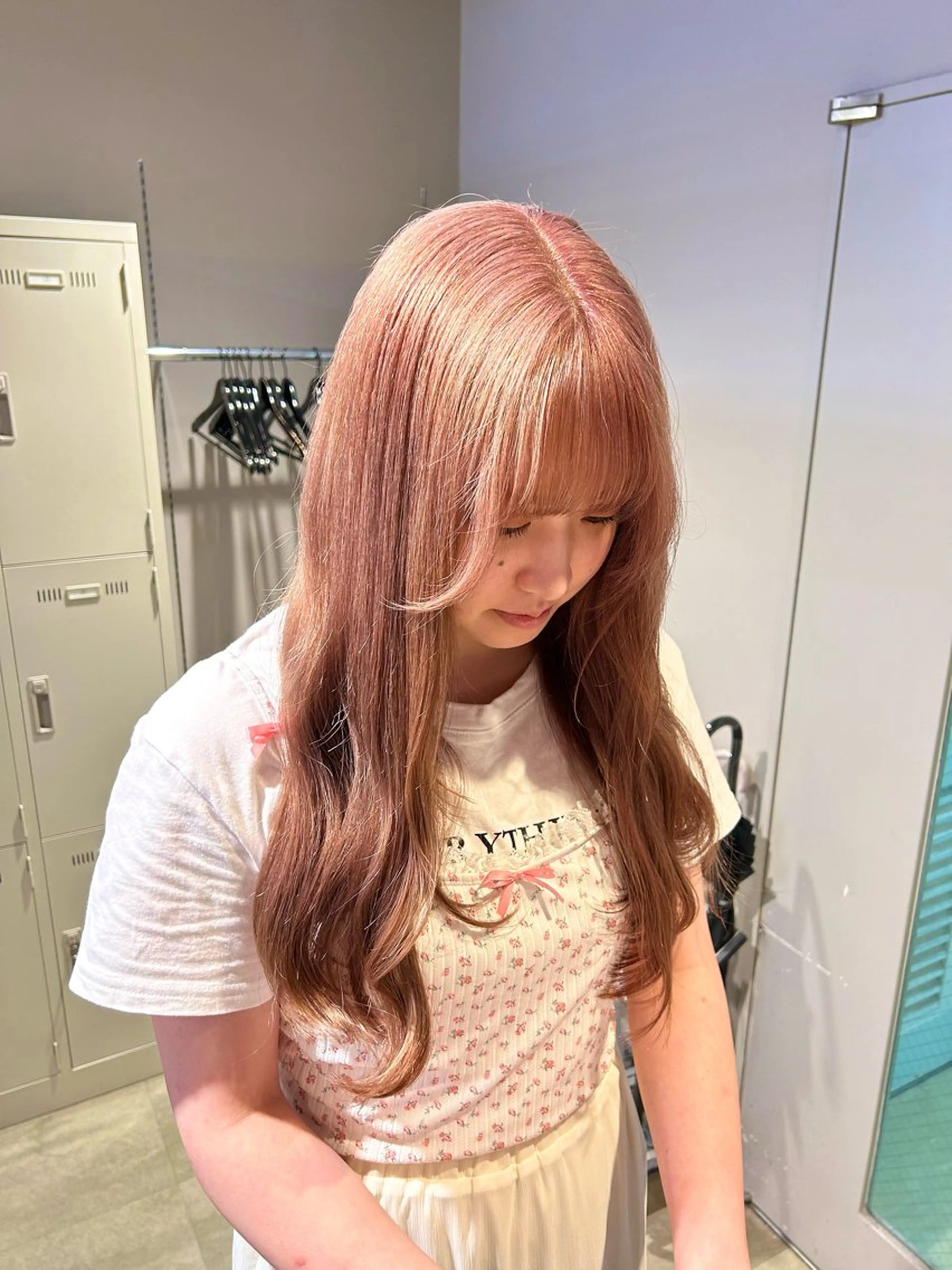 カラー ヘアカラー トリートメント 透明感ベージュ🤎 ナチュラルレイヤーのヘアスタイル