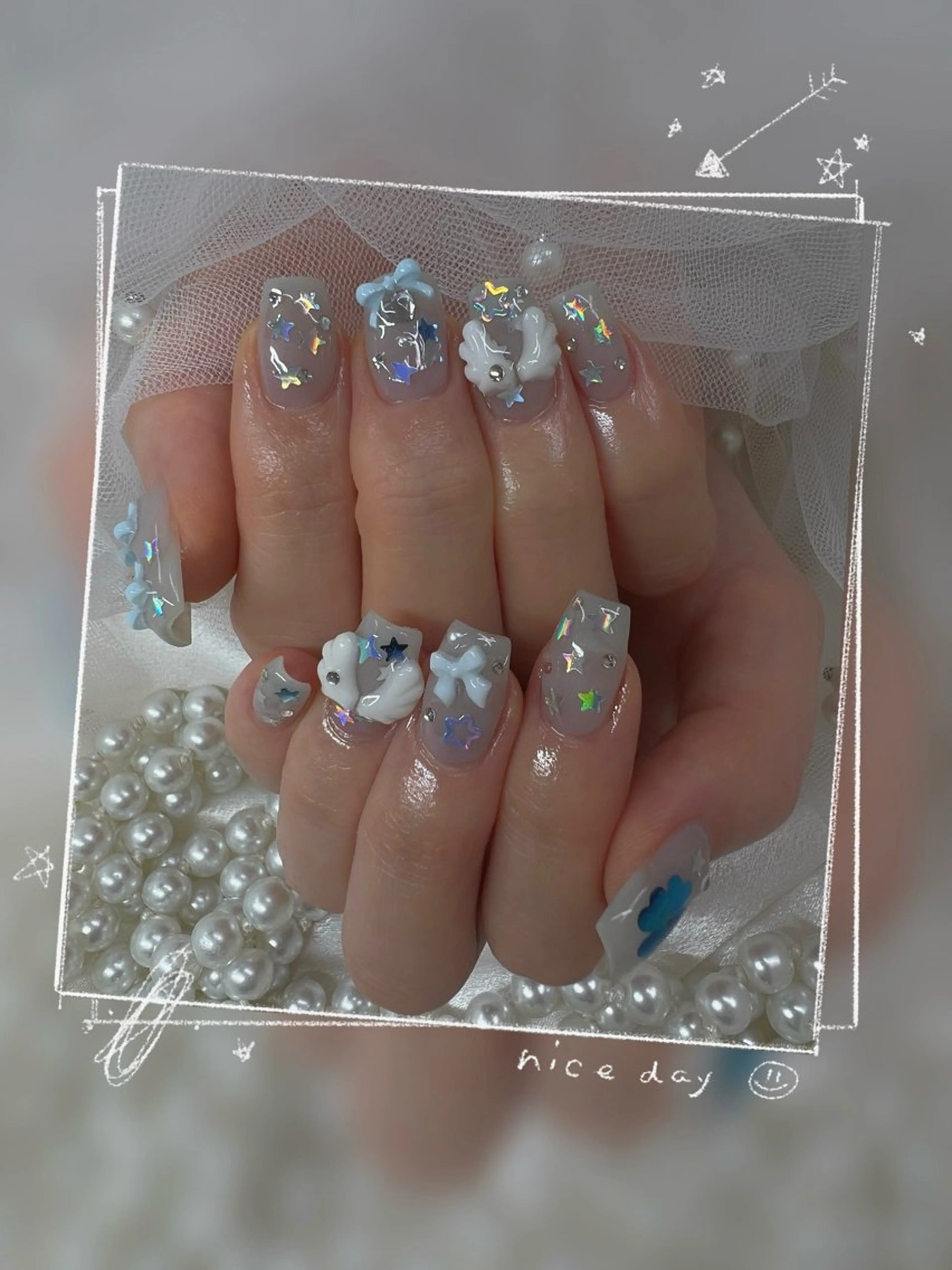 ネイル チークネイル フレンチネイル ガーリー ガラスフレンチ グラデーション ハンドネイル Chill Nailsalonのネイルデザイン