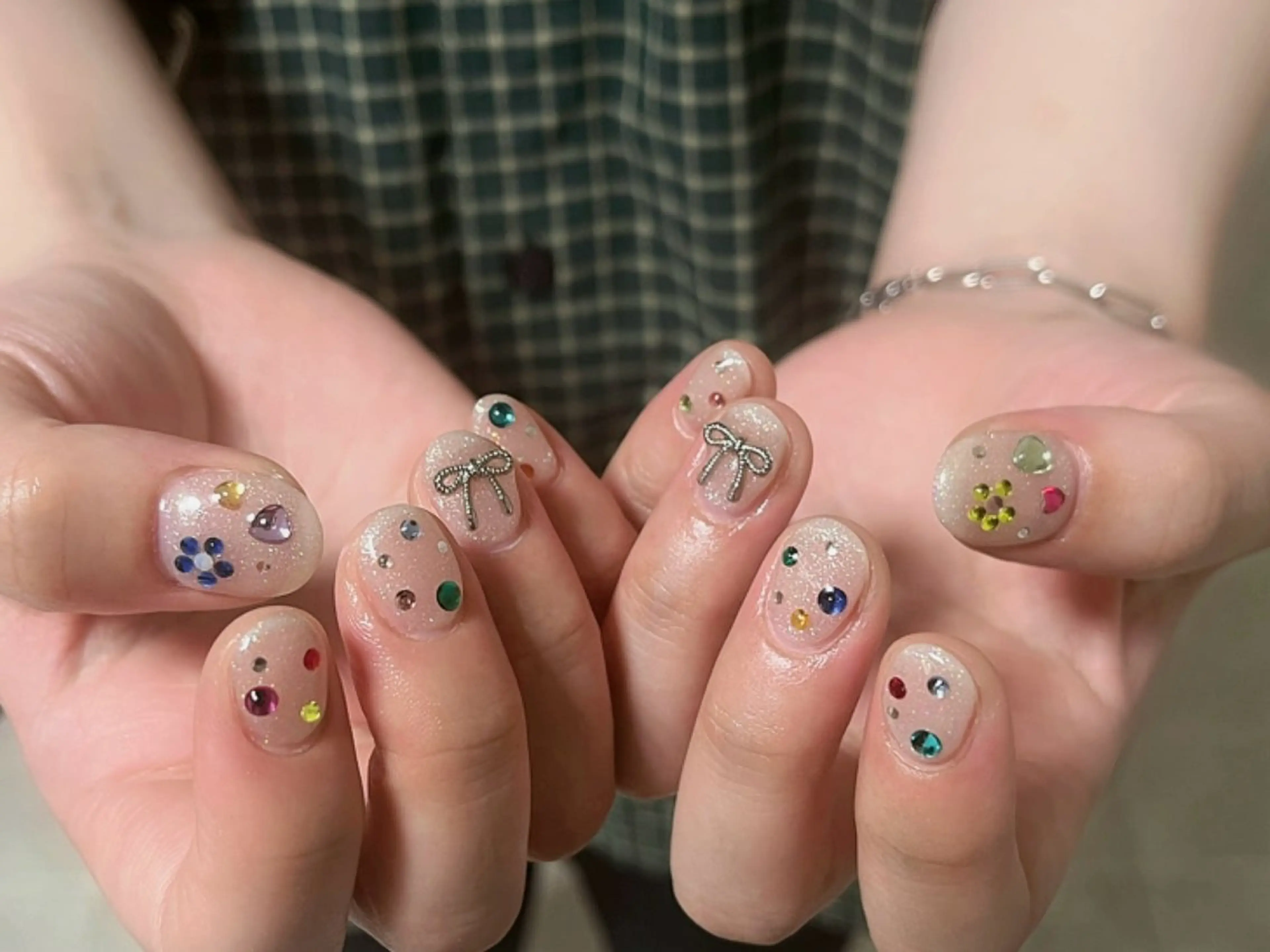 ネイル ハンドネイル Protea きぬがわ らむのネイルデザイン