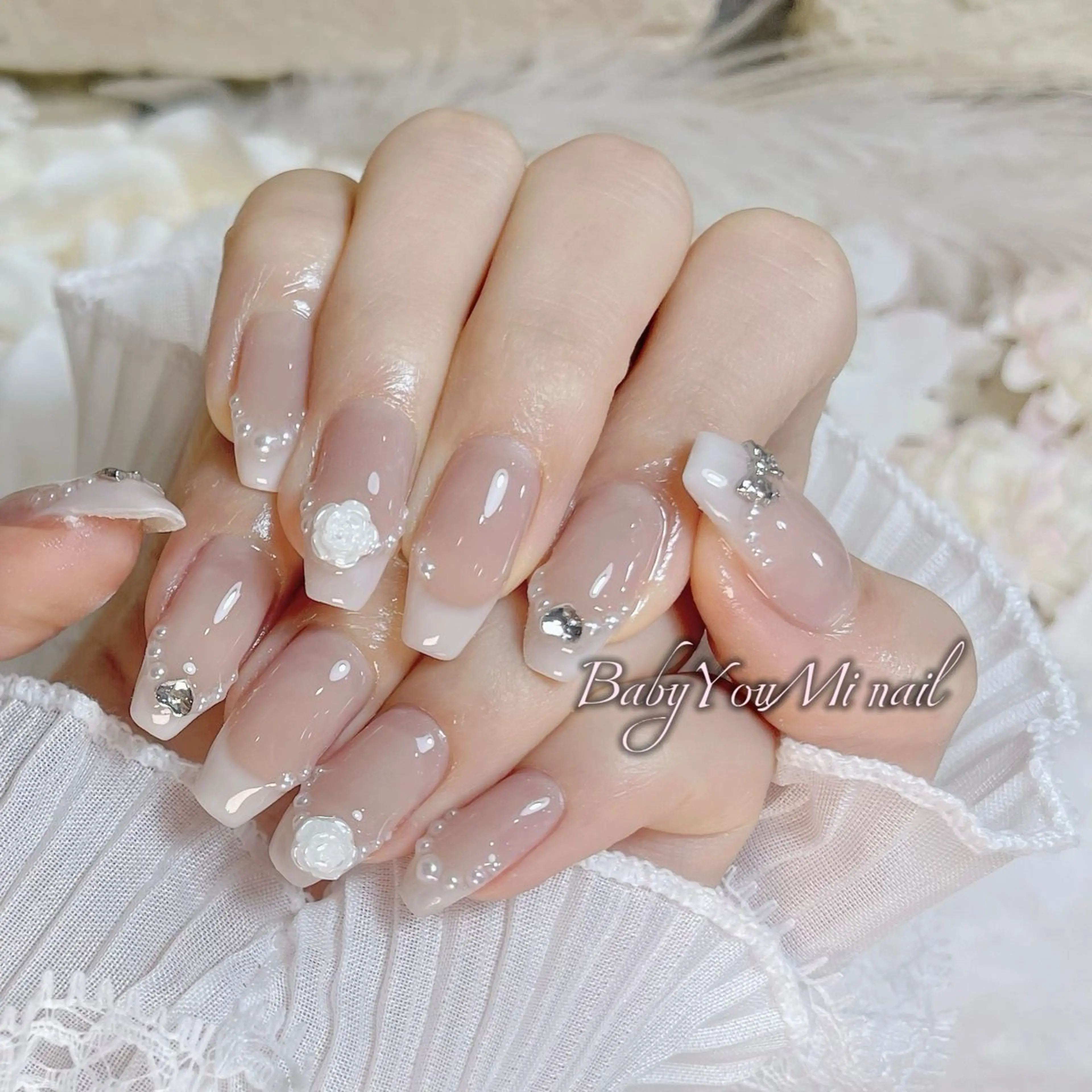 ネイル オーロラネイル 成人式 フットネイル フレンチネイル ジェルネイル ハンドネイル Oomiya 服部のネイルデザイン