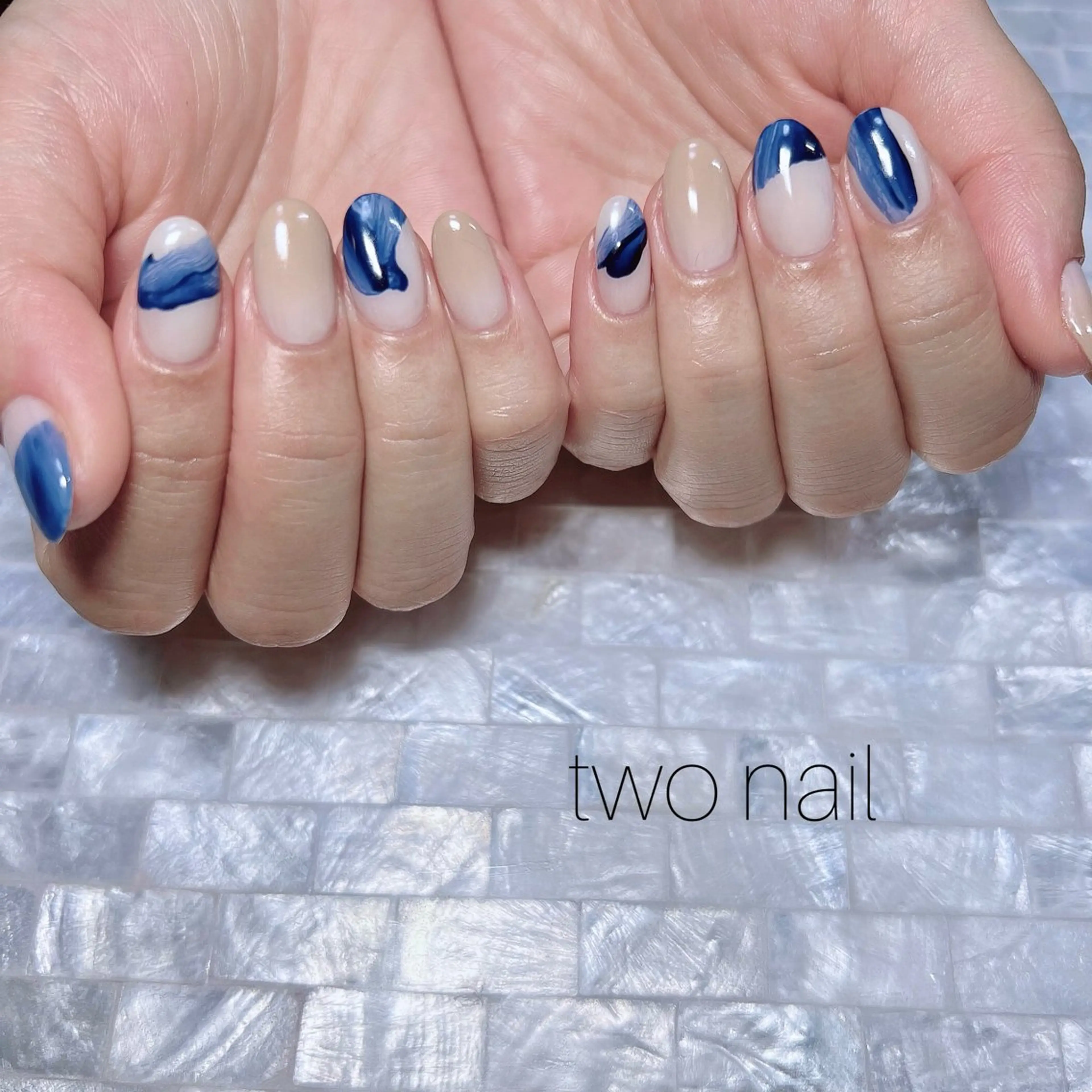 ネイル アートネイル ネイルチップ ホワイト ハンドネイル two nailのネイルデザイン