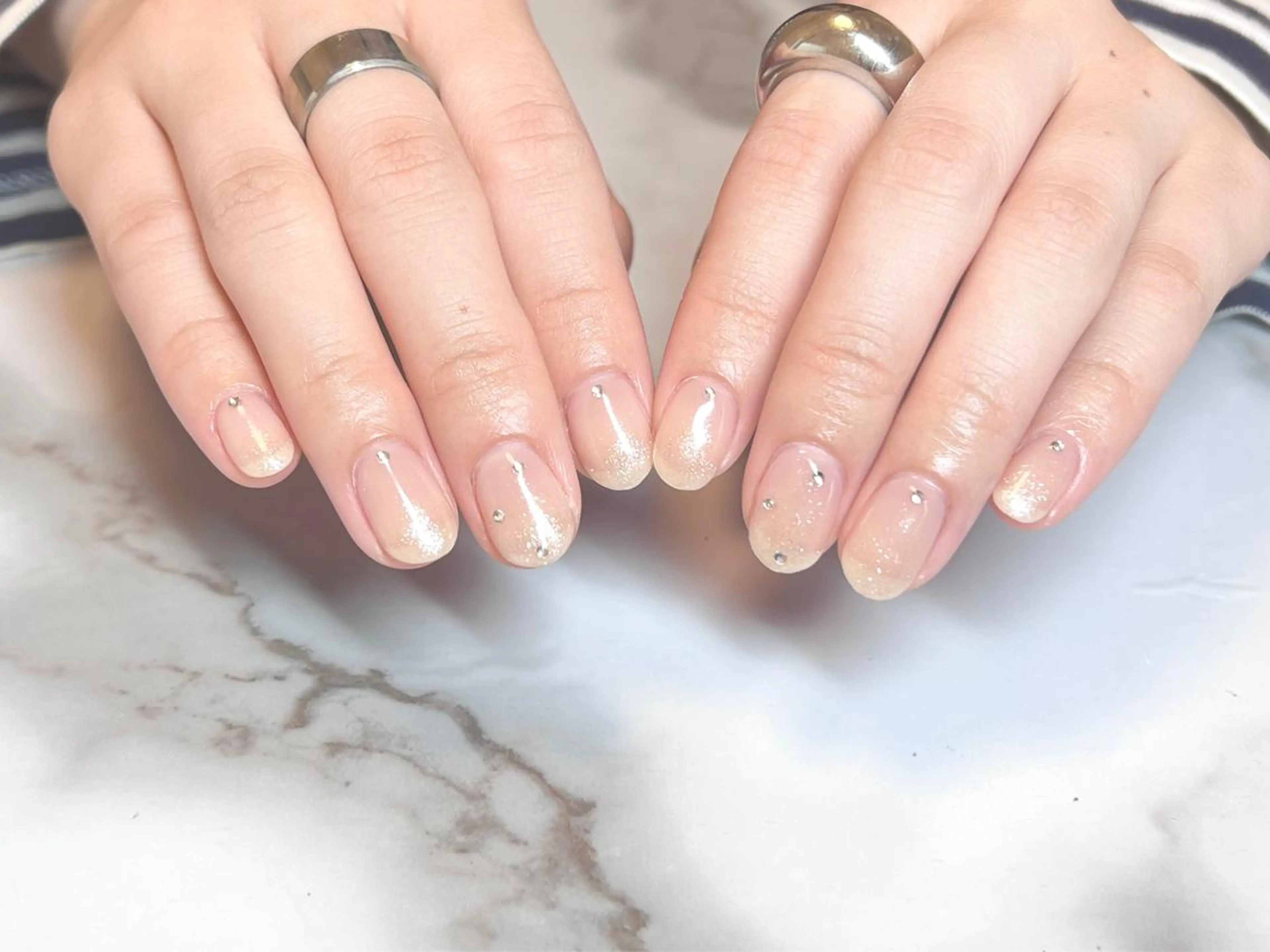 ネイル アートネイル フレンチネイル ジェルネイル グラデーション マグネットネイル ネイリスト シンのネイルデザイン