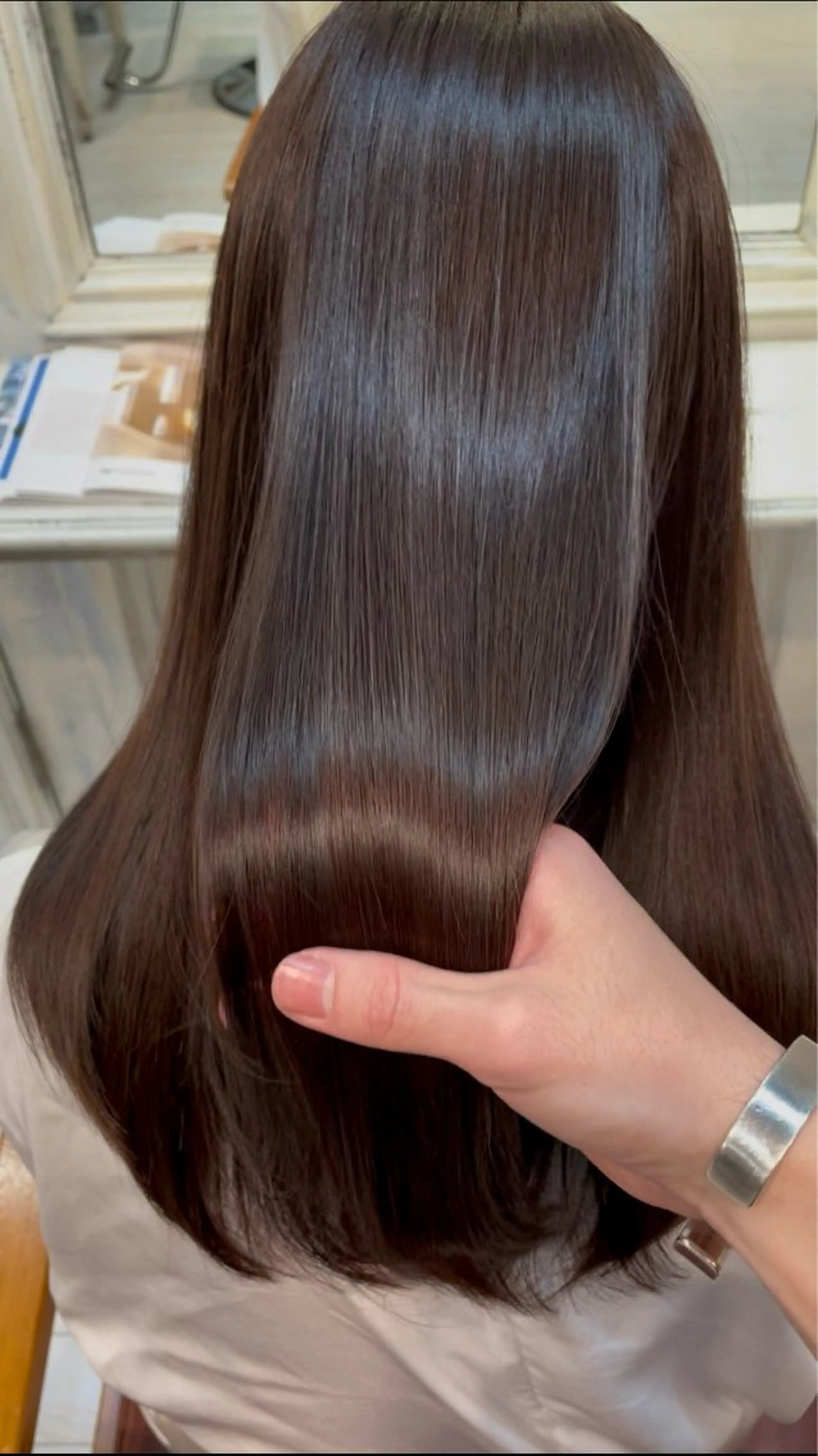 ロング カラー 髪質改善 トリートメント liko by maris所属・髪質改善／ブリーチ 宮武　湧斗のヘアスタイル