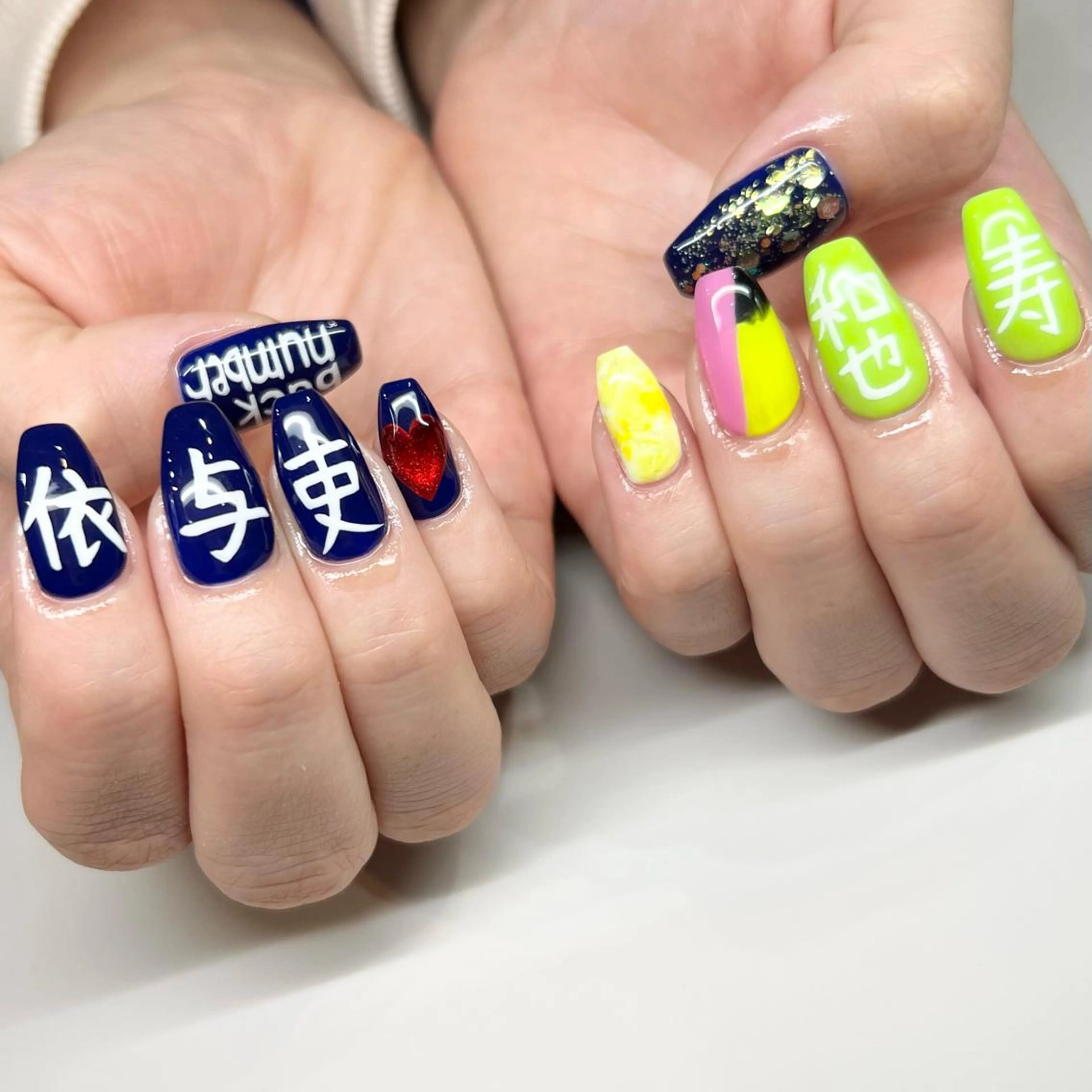 ネイル WEZU NAILのネイルデザイン