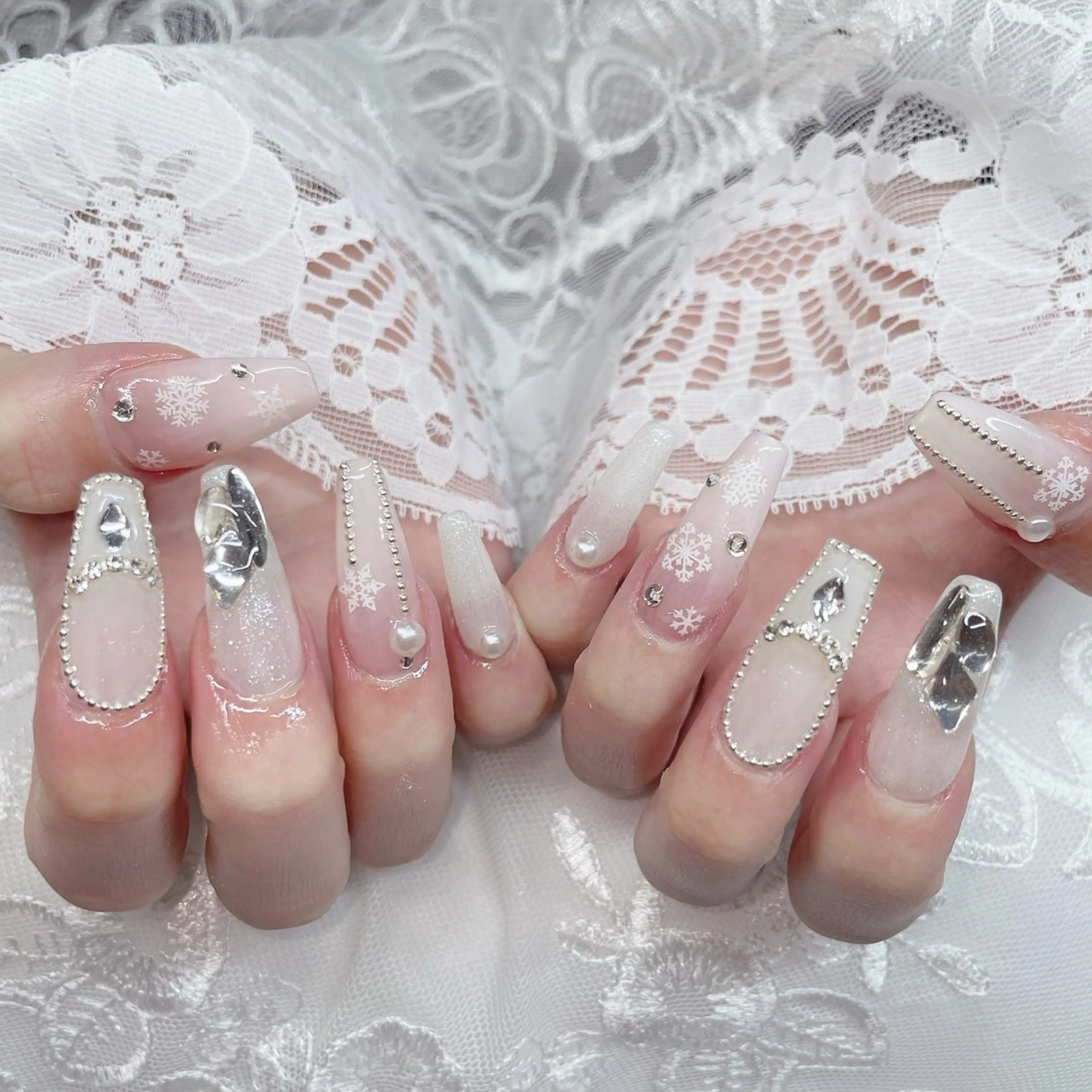 ロング ハンドネイル ハンドケア 💜MIYA nail川崎店のネイルデザイン