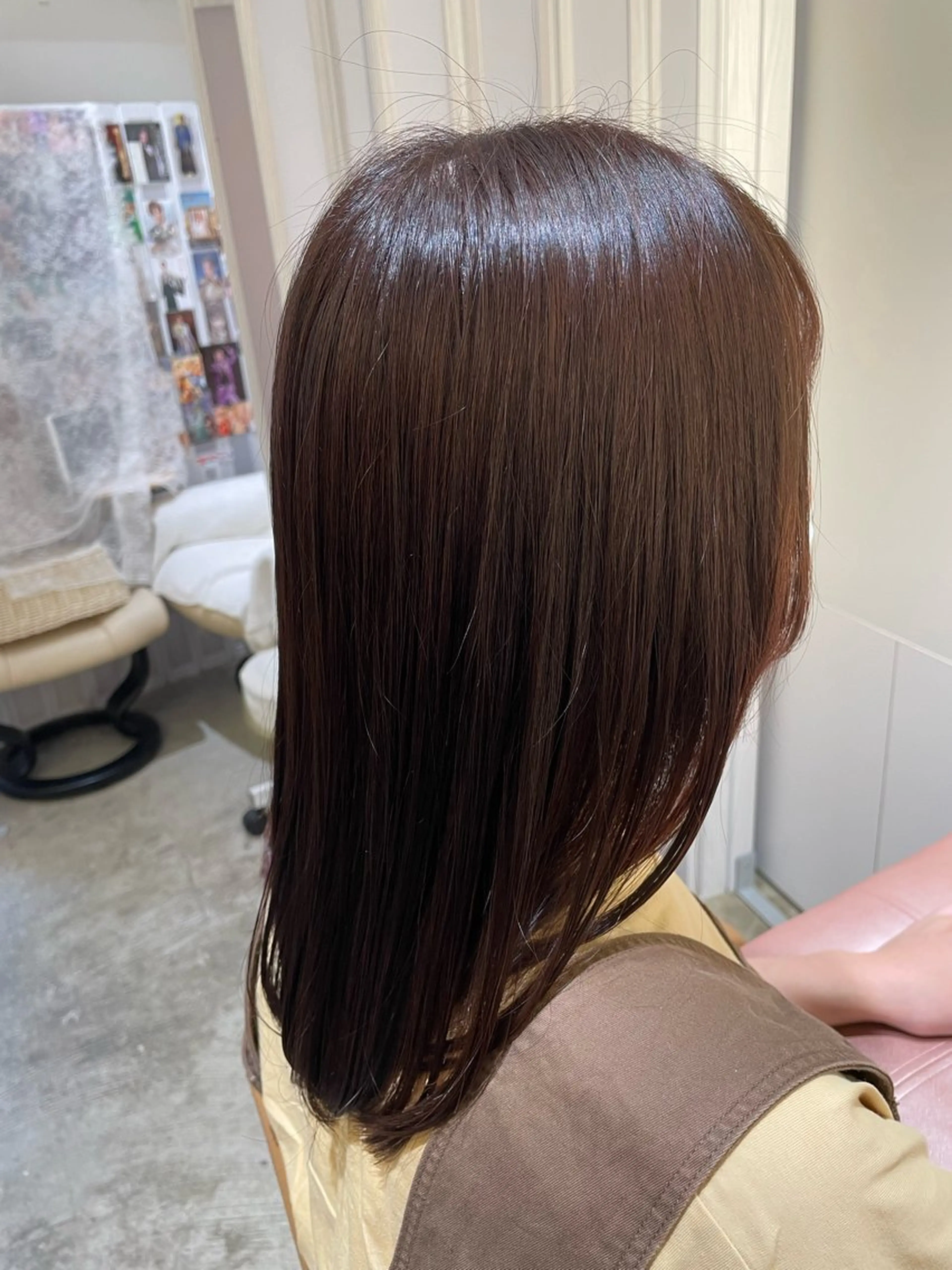 セミロング カラー ブラウンカラー マロンブラウン オレンジ ピンクカラー 似合わせカット カット ヘアカラー トリートメント 中野渡 真利那のヘアスタイル