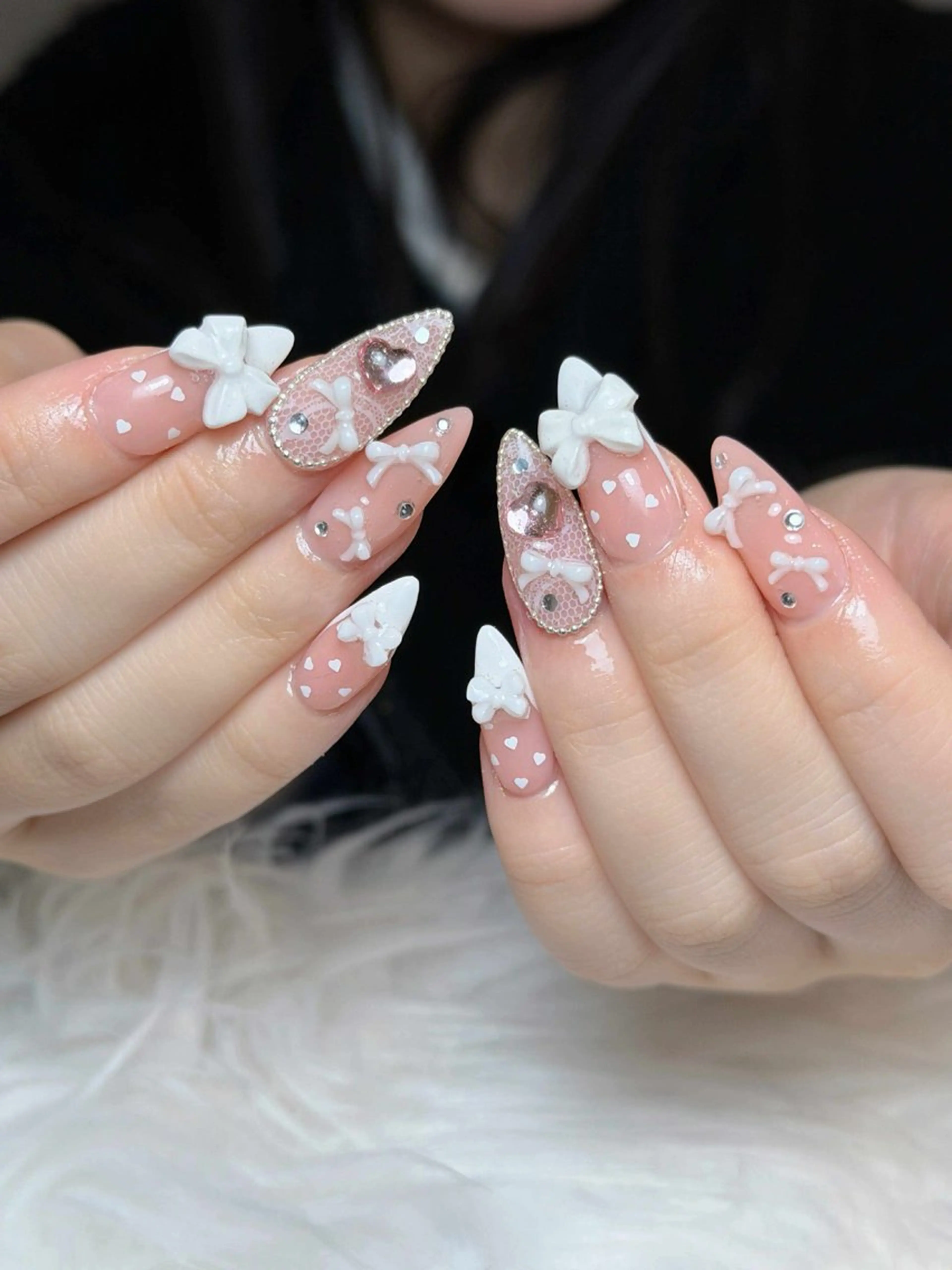 ネイル オーロラネイル ボルドー ブラウン 氷ネイル・うるうるネイル キラキラネイル ハンドネイル Julli NailStudioのネイルデザイン