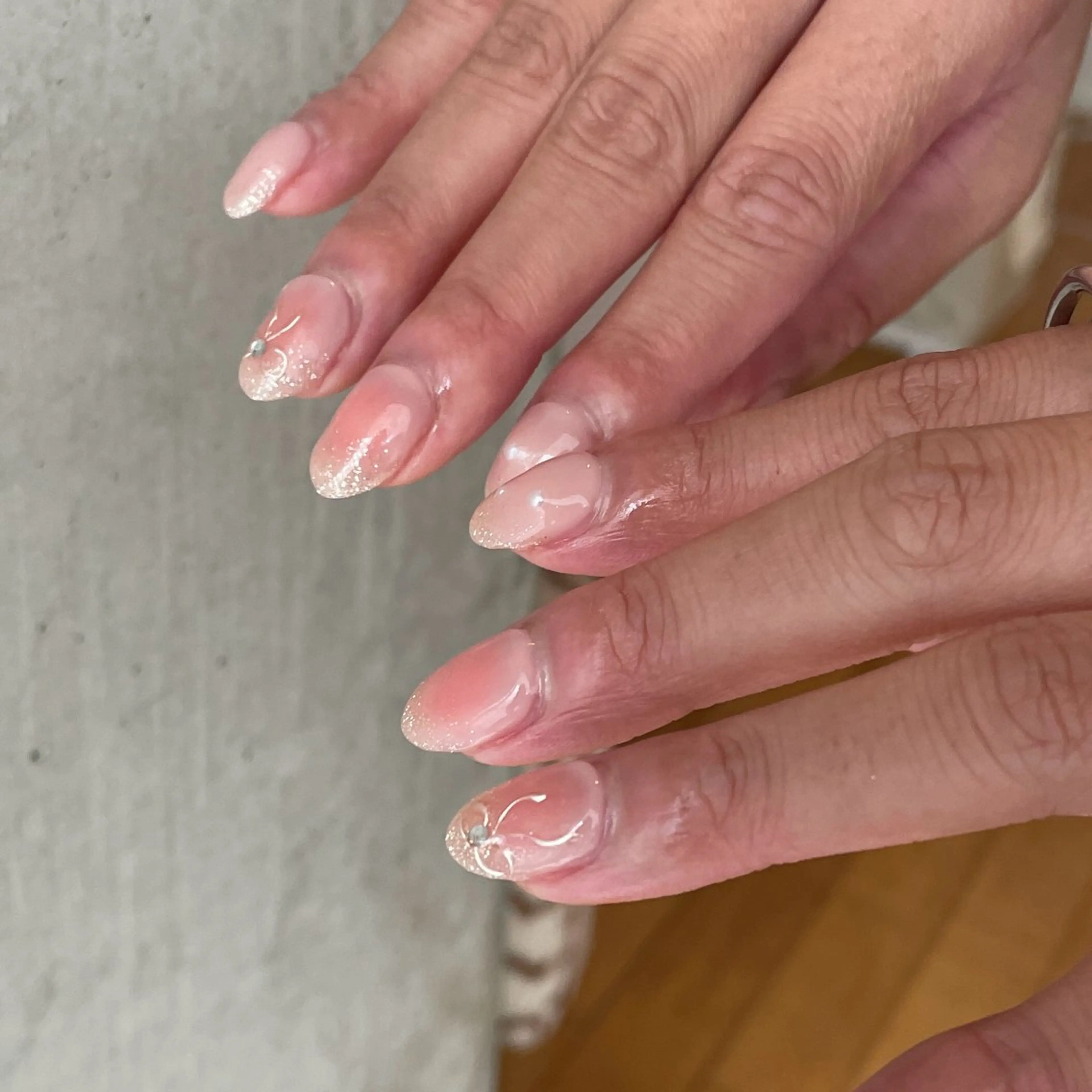 ネイル ハンドネイル LUNI所属・LUNI 久屋大通 ˚✧₊⁎/ yuriのネイルデザイン