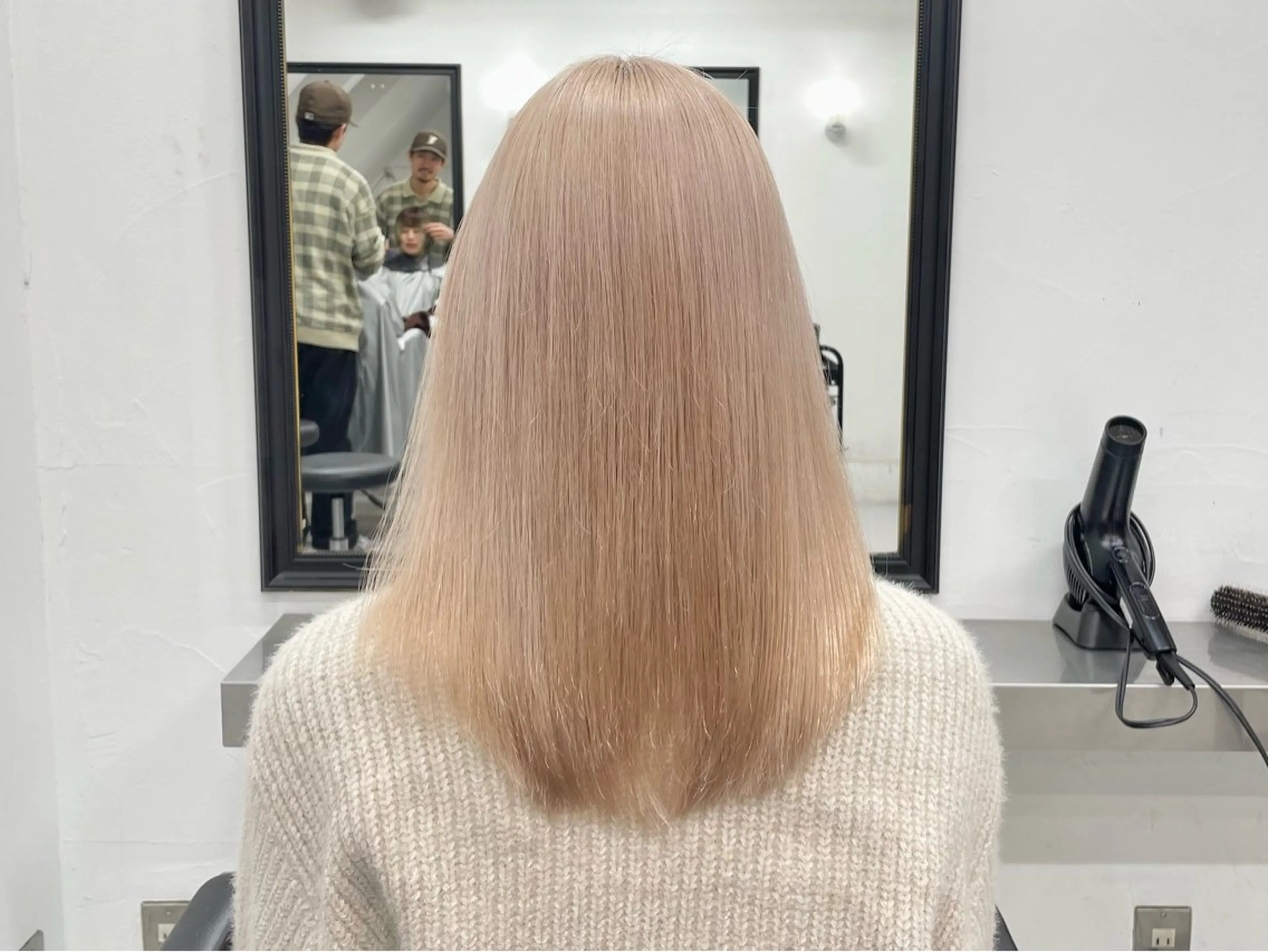 セミロング カラー カット ヘアカラー トリートメント 🔷ダブルカラーハイ トーン🔷櫻井走のヘアスタイル