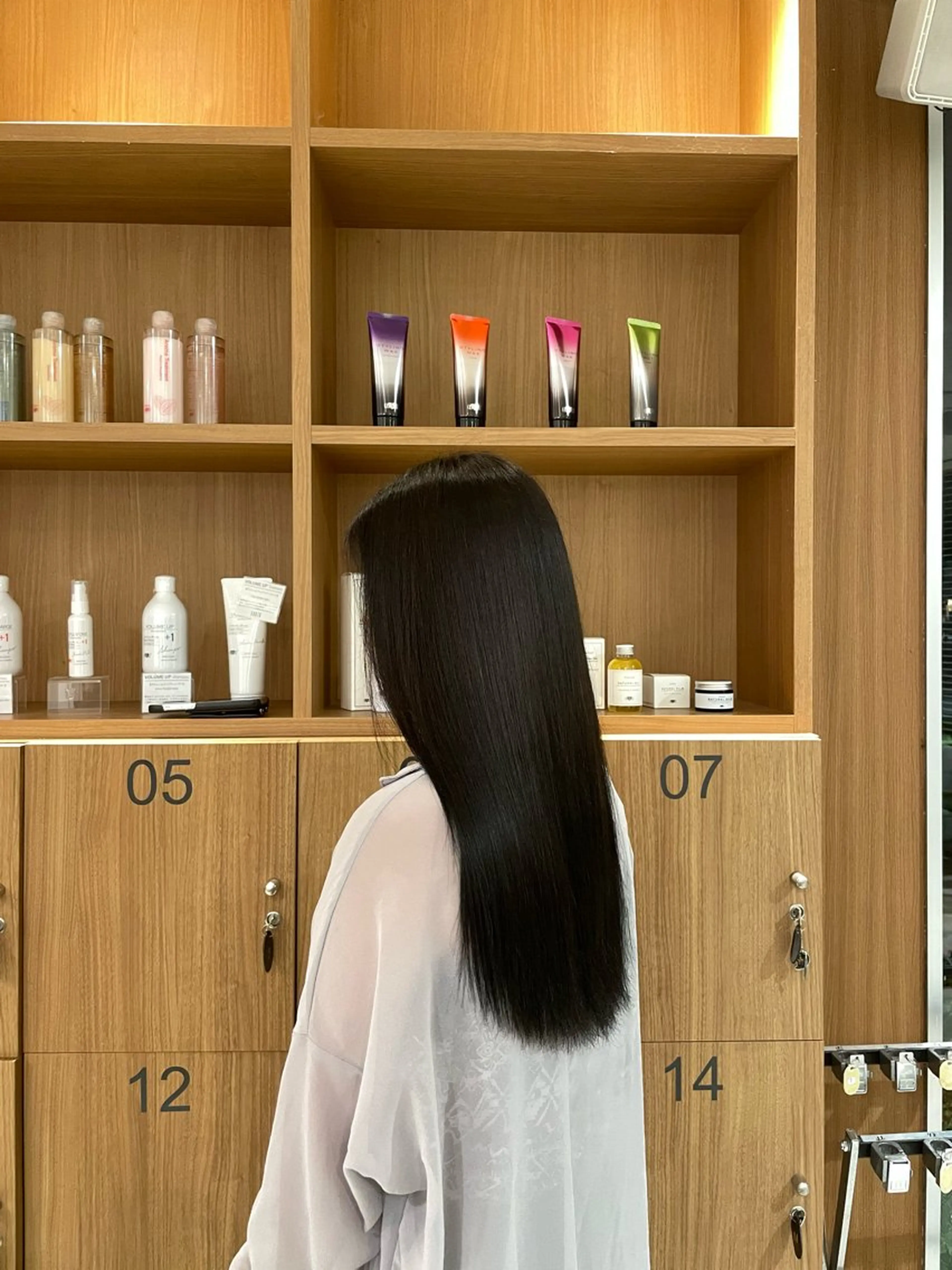 ロング カラー ロング 平井 真由のヘアスタイル