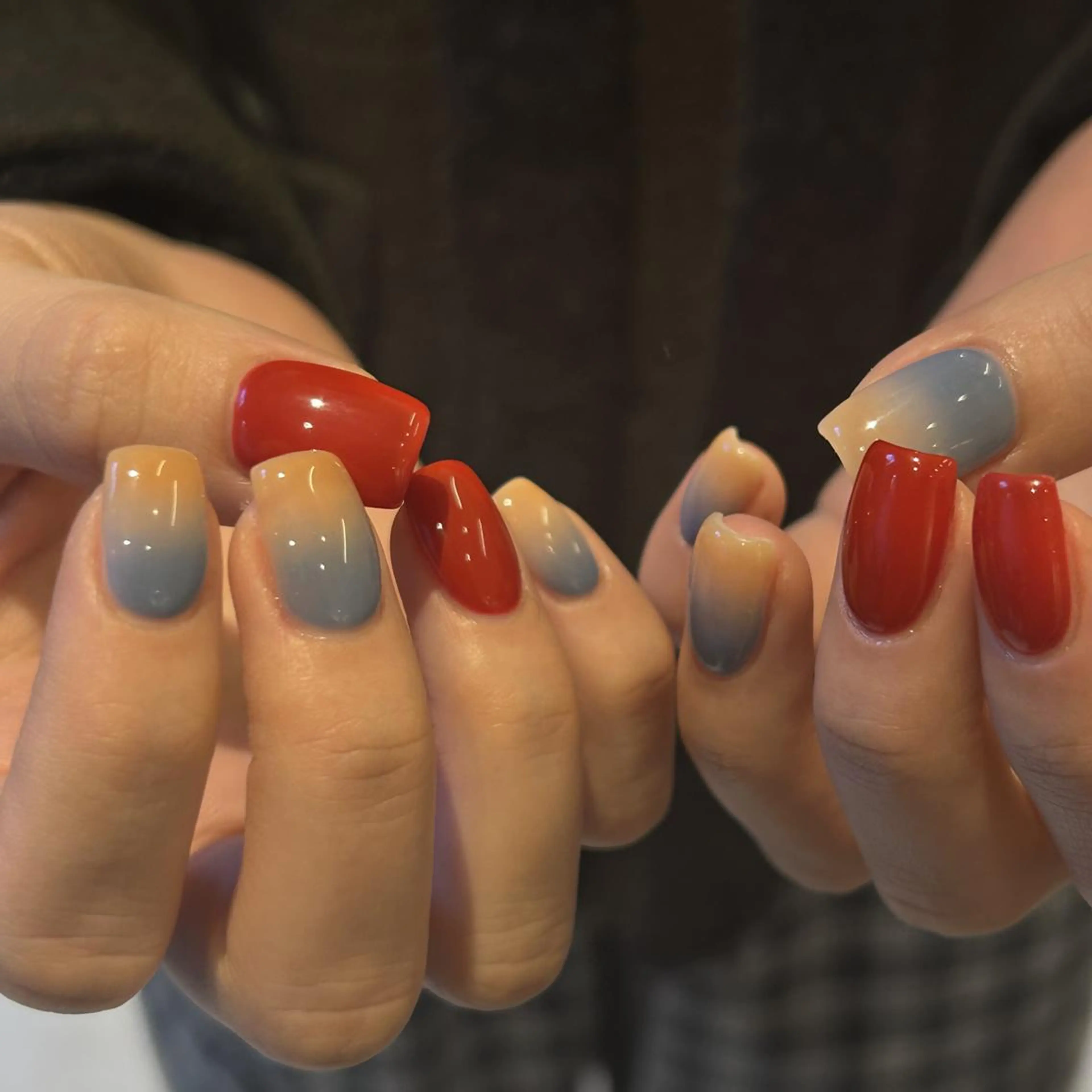 ネイル オーロラネイル ジェルネイル 氷ネイル・うるうるネイル 韓国ネイル ミラーネイル nails TOKYOのネイルデザイン