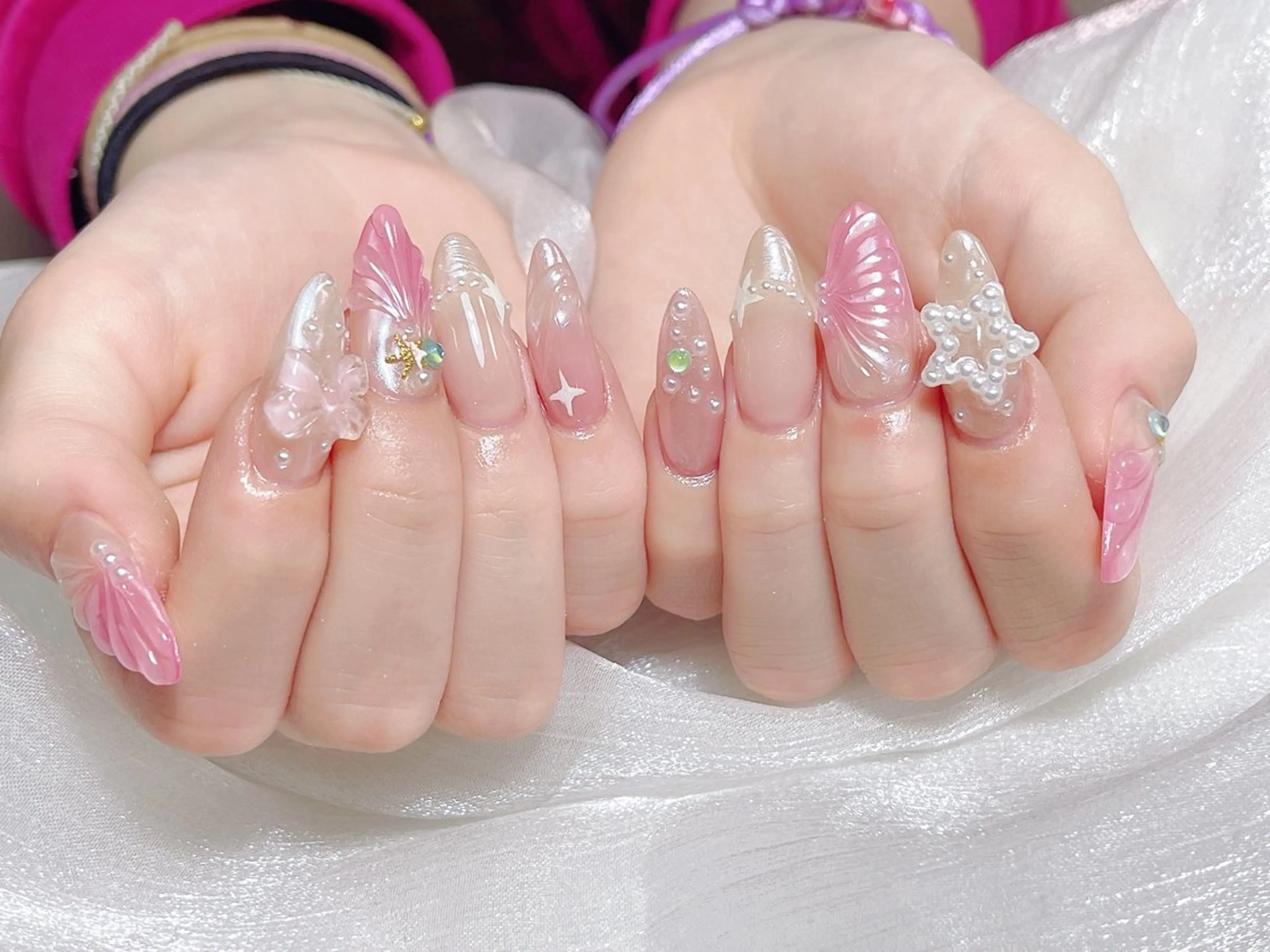 ネイル ハンドネイル 🎀ネイルサロン エクラYUI🎀のネイルデザイン