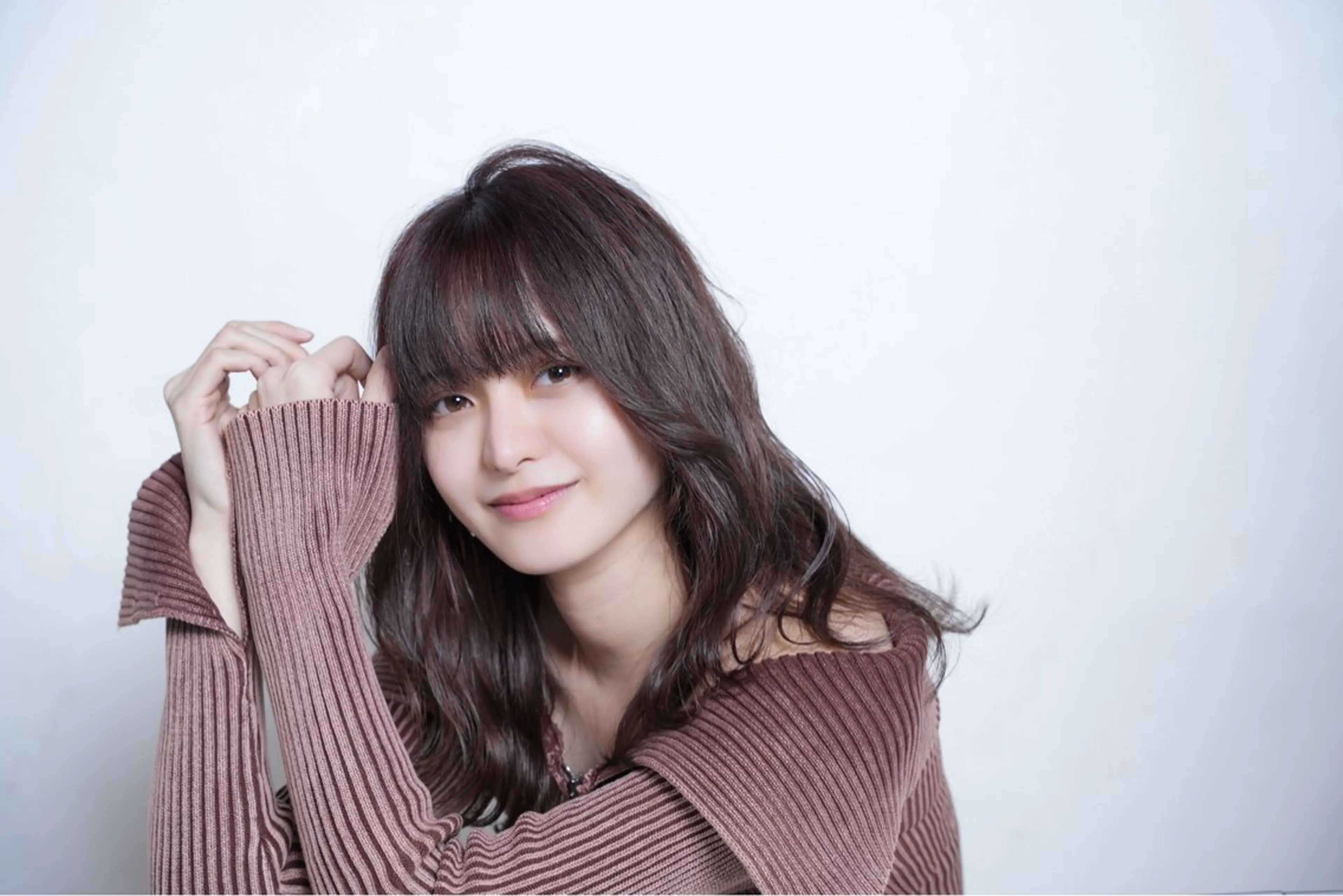 セミロング カラー バレイヤージュ ブリーチ ケアブリーチ ダブルカラー ハイライトカラー カット ヘアカラー トリートメント 韓国/顔周り/透明感 /レイヤー/ひなたのヘアスタイル