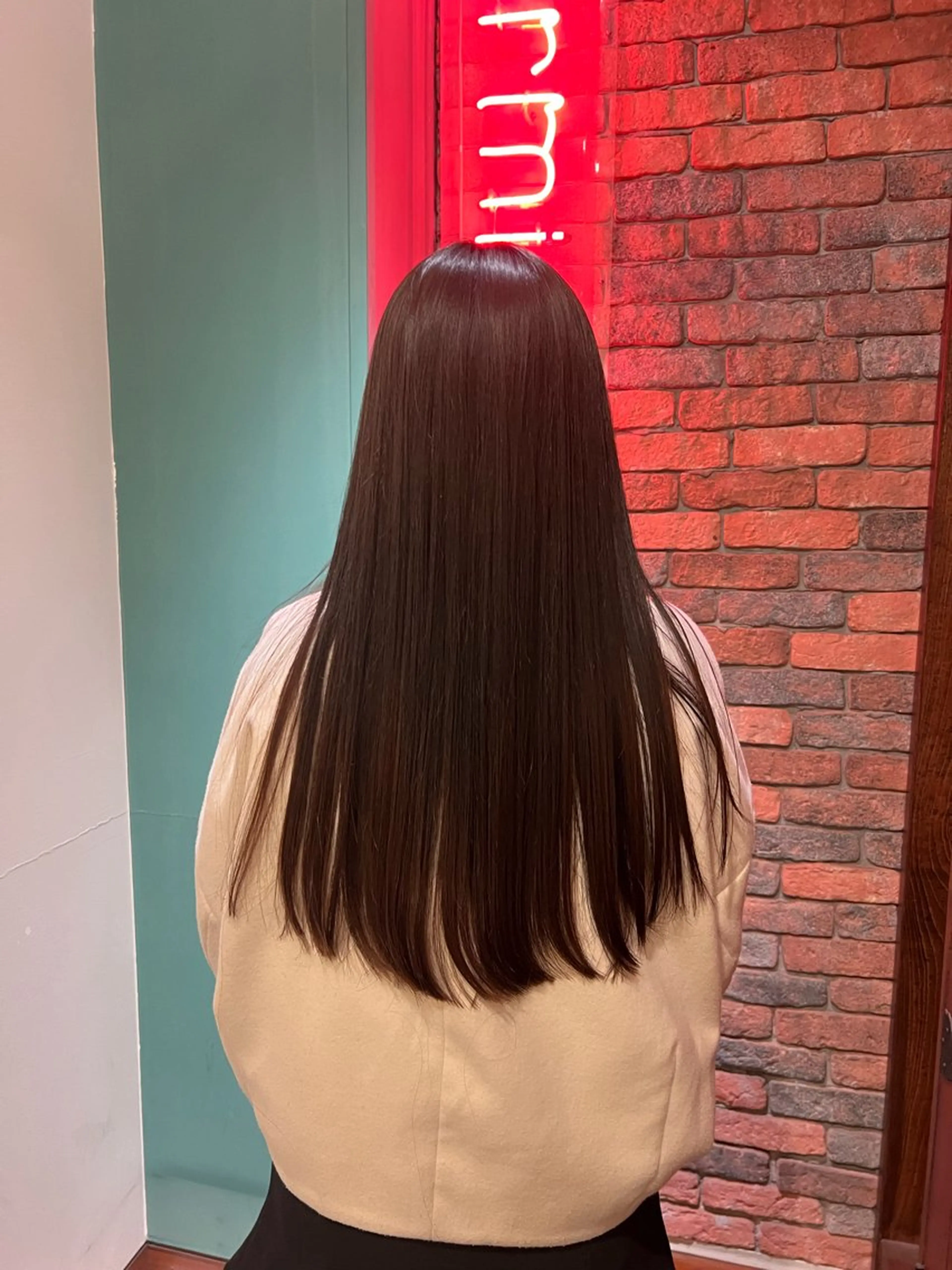 ロング 坂本 鈴のヘアスタイル